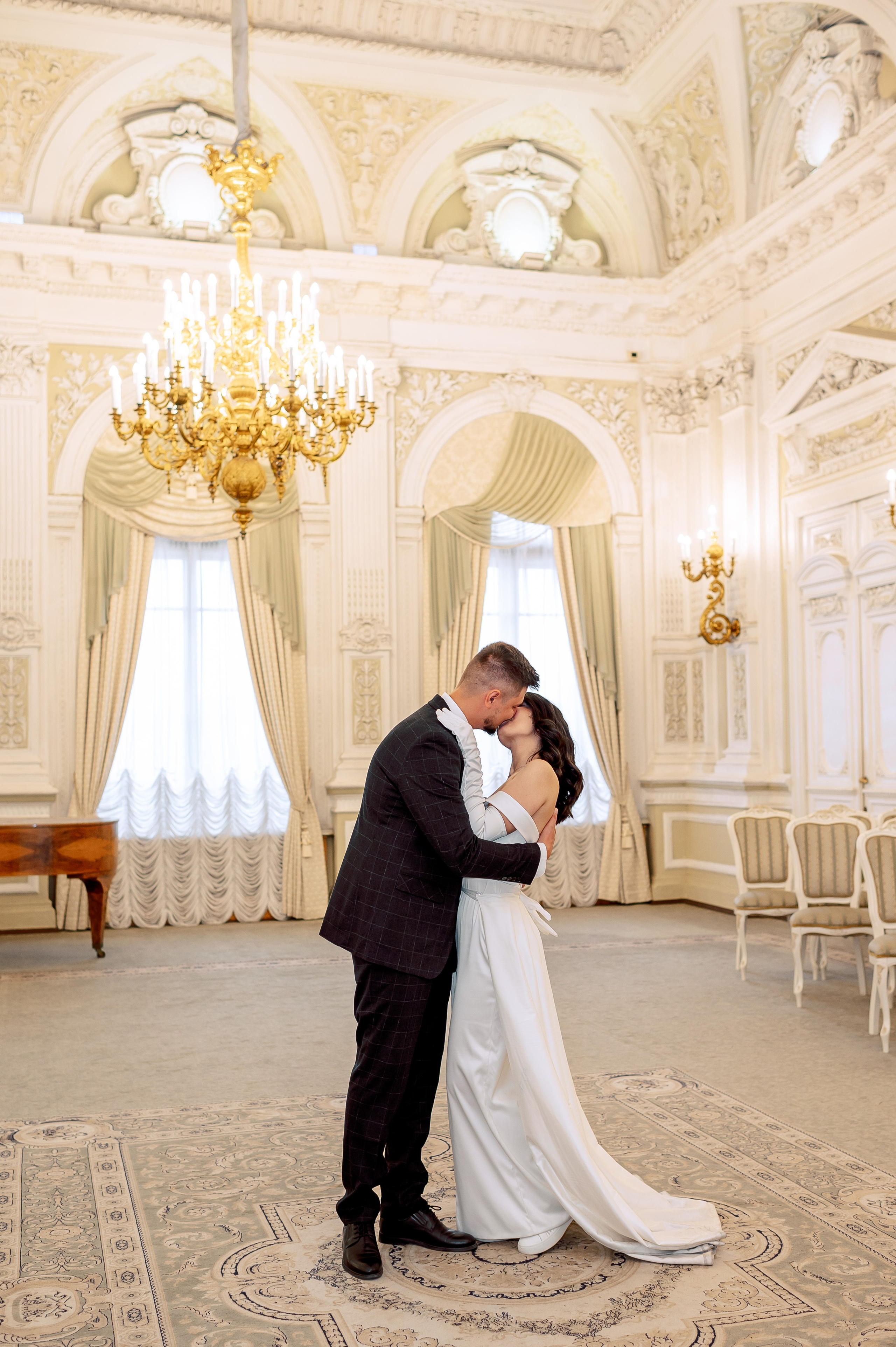 Камерная свадьба в Первом Дворце Бракосочетания №1 на Английской набережной Яны и Евгения. Портретный, семейный и свадебный фотограф в Санкт-Петербурге и в Пушкине Ширяев Денис