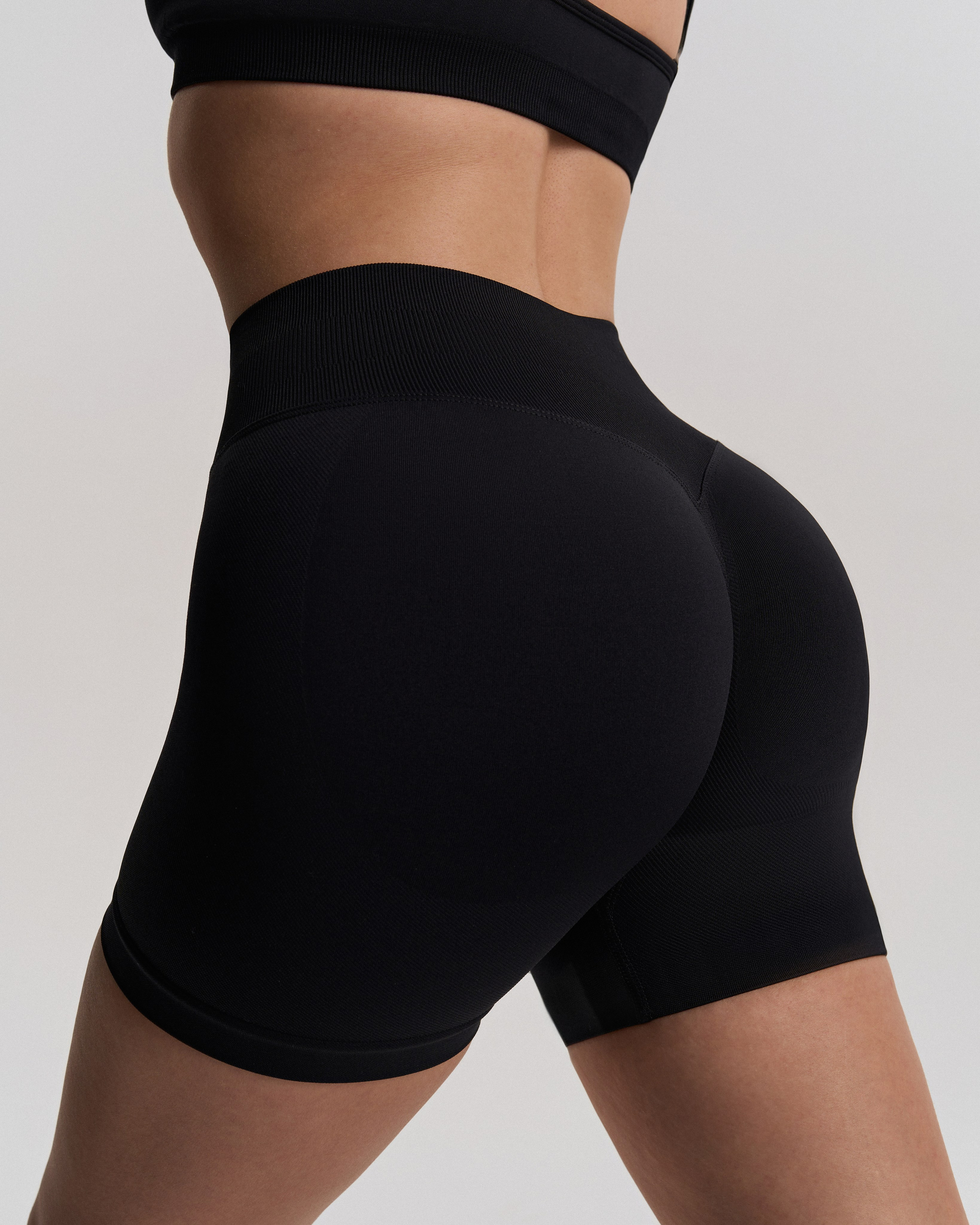 RELY BRAND. Creative Fashion Photographer & Art Director