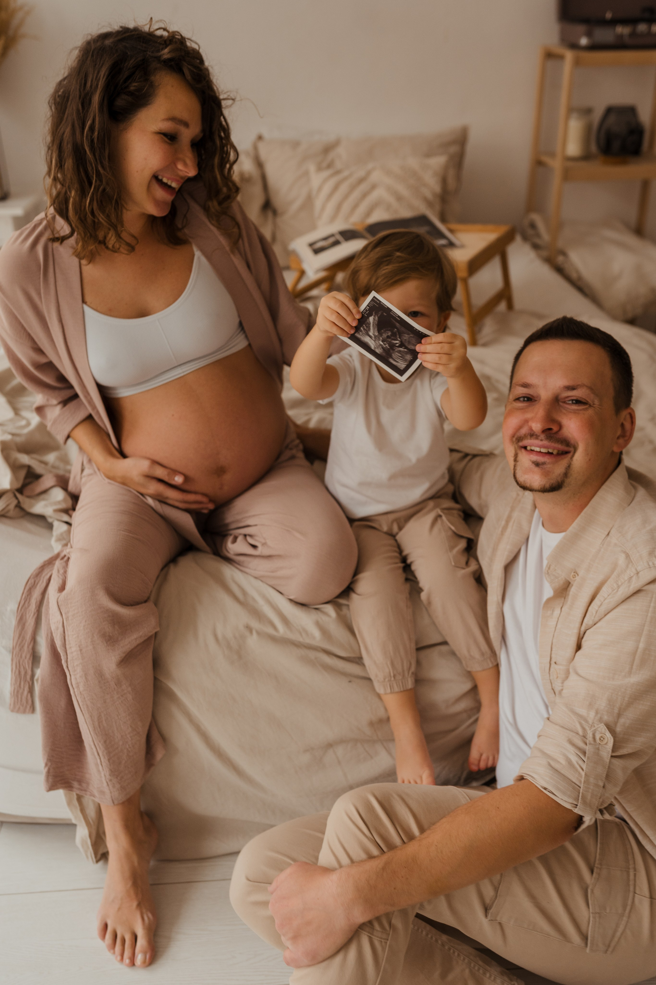 Семейная фотосессия в студии в Москве, семейный фотограф Анна Полушина. Свадебный фотограф в Москве Анна Полушина