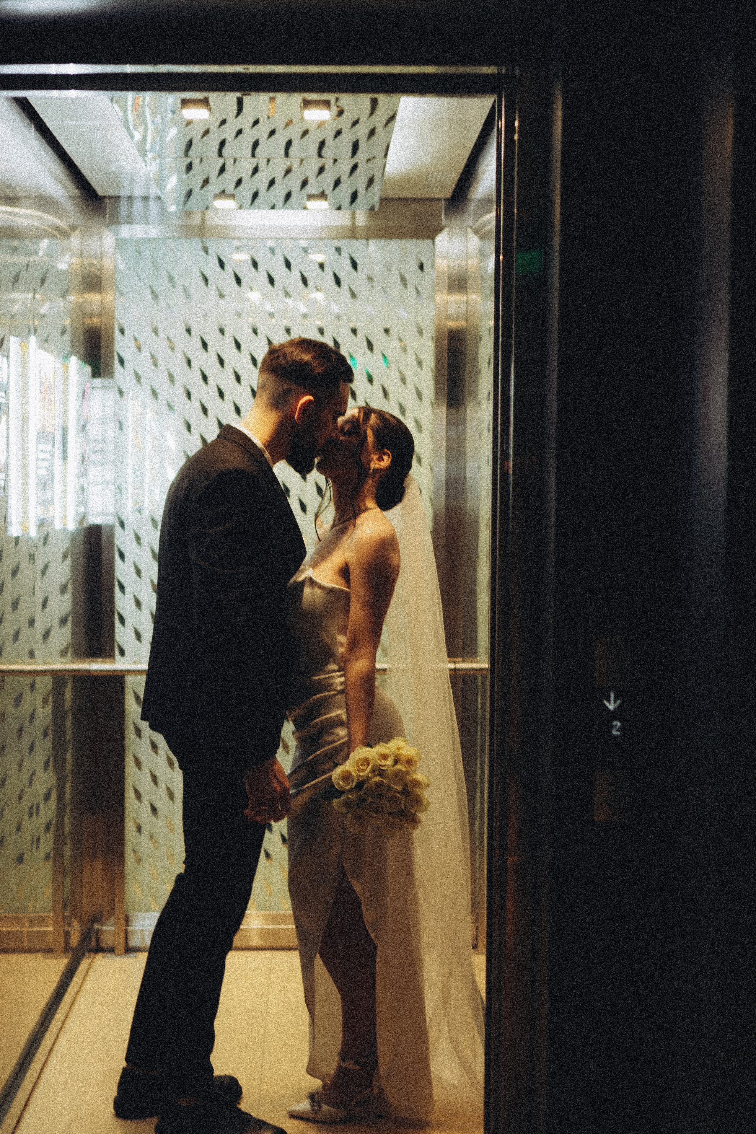 СВАДЕБНАЯ СЬЕМКА СБОРОВ ЖЕНИХА И НЕВЕСТЫ В ОТЕЛЕ И ТАКЖЕ ФОТОСЕССИИЯ В ОТЕЛЕЕ МЕГАПОЛИС БРЯНСК. Профессиональный фотограф, Санкт-Петербург — Виктория Богомолова