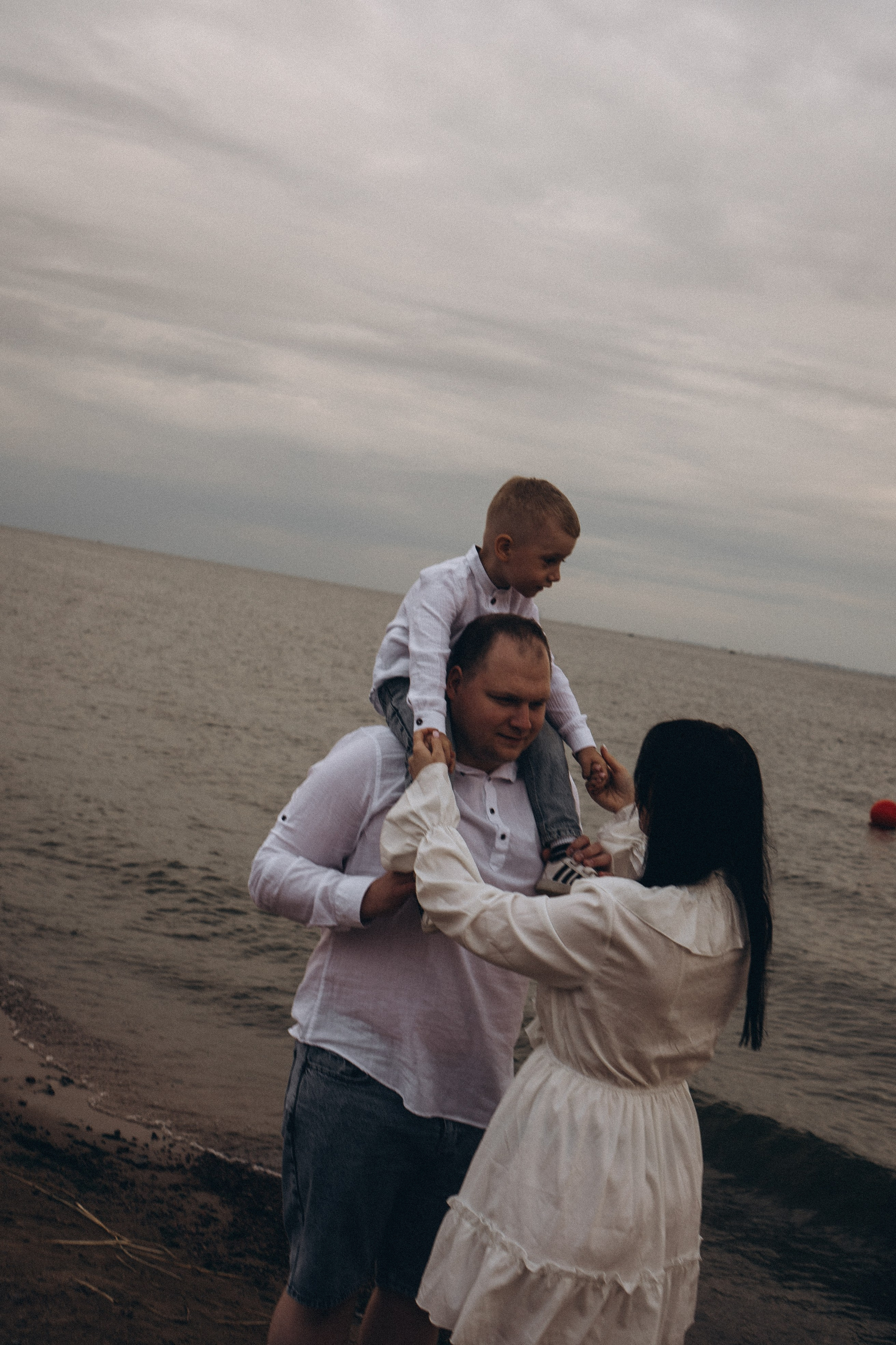 Семейная история на берегу залива. Профессиональный фотограф, Санкт-Петербург — Виктория Богомолова