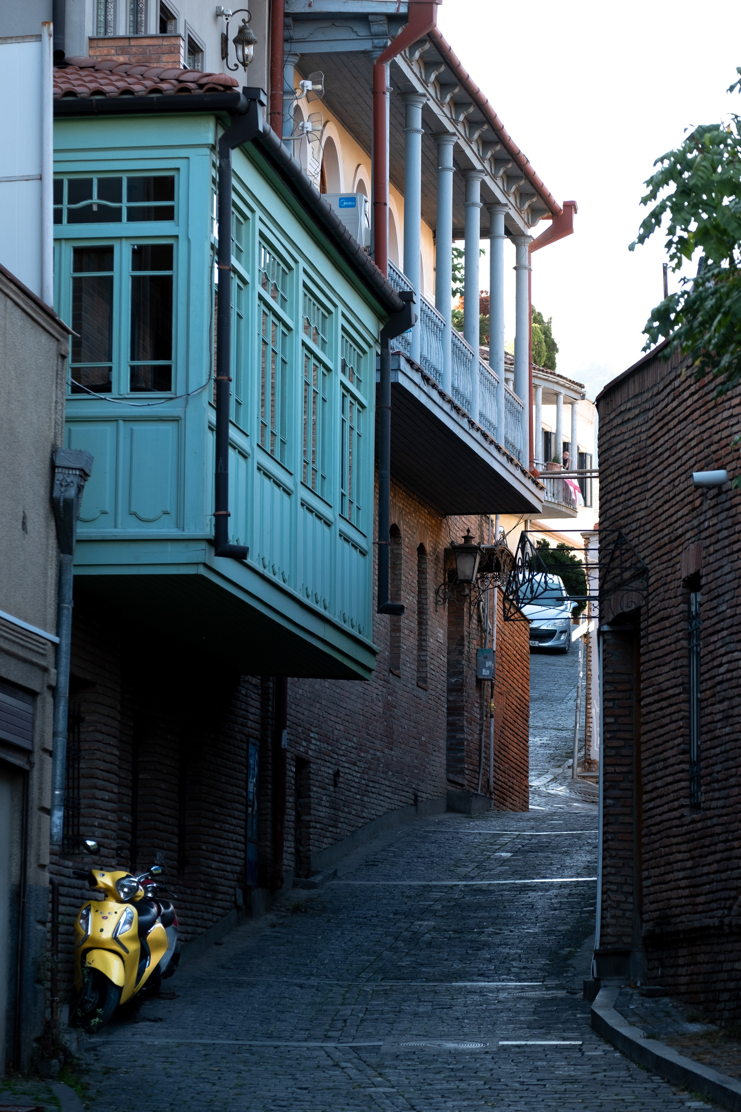 ТБИЛИСИ. ПОБУДЬ ЗДЕСЬ И ЦЕЛЕЕ БУДЕТ ЭТОТ МИР