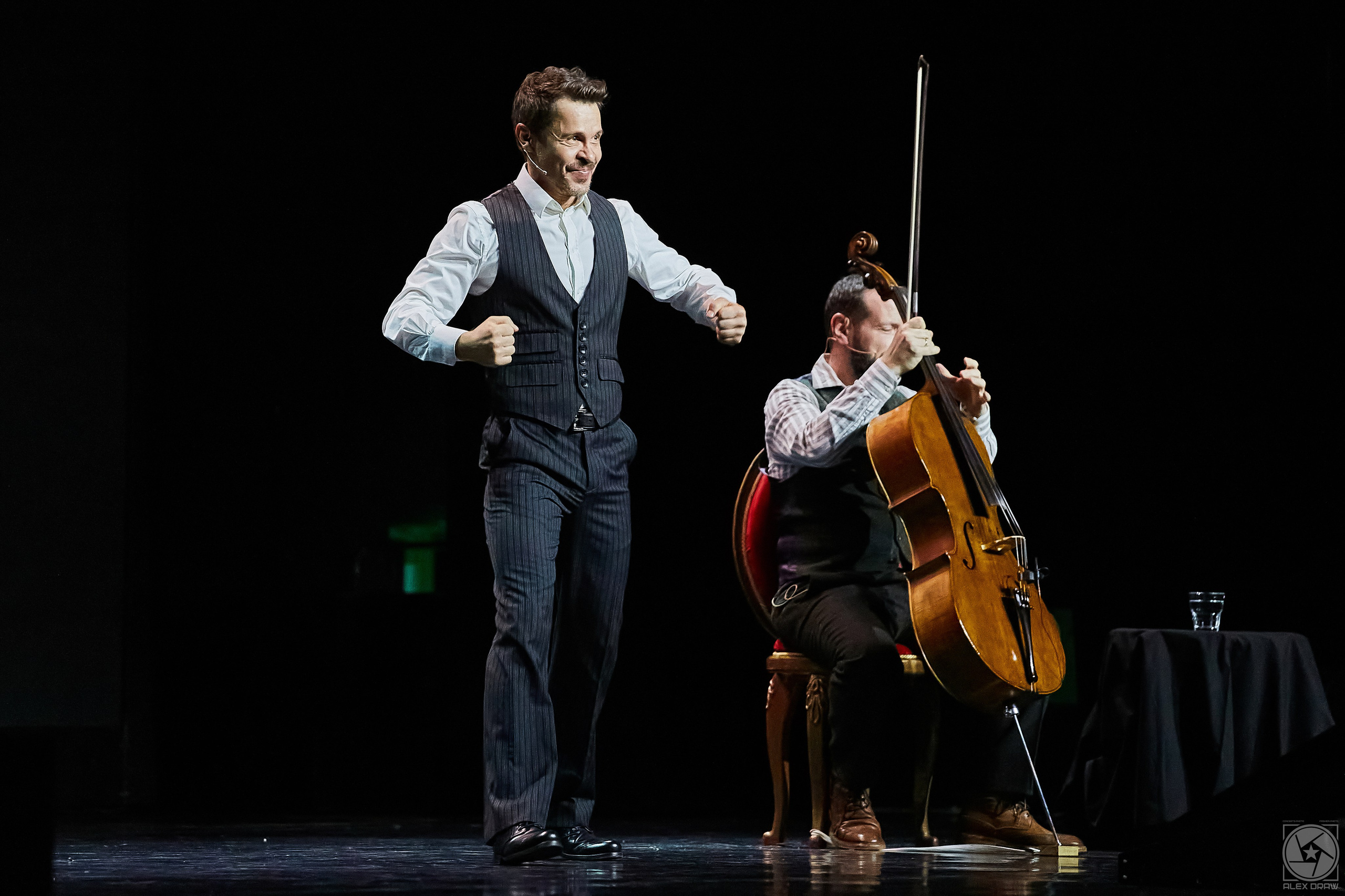 Павел Деревянко и Борис Андрианов шоу-комедия «Хулиганы». Фотограф Москва Concerts photo / Fashion photо