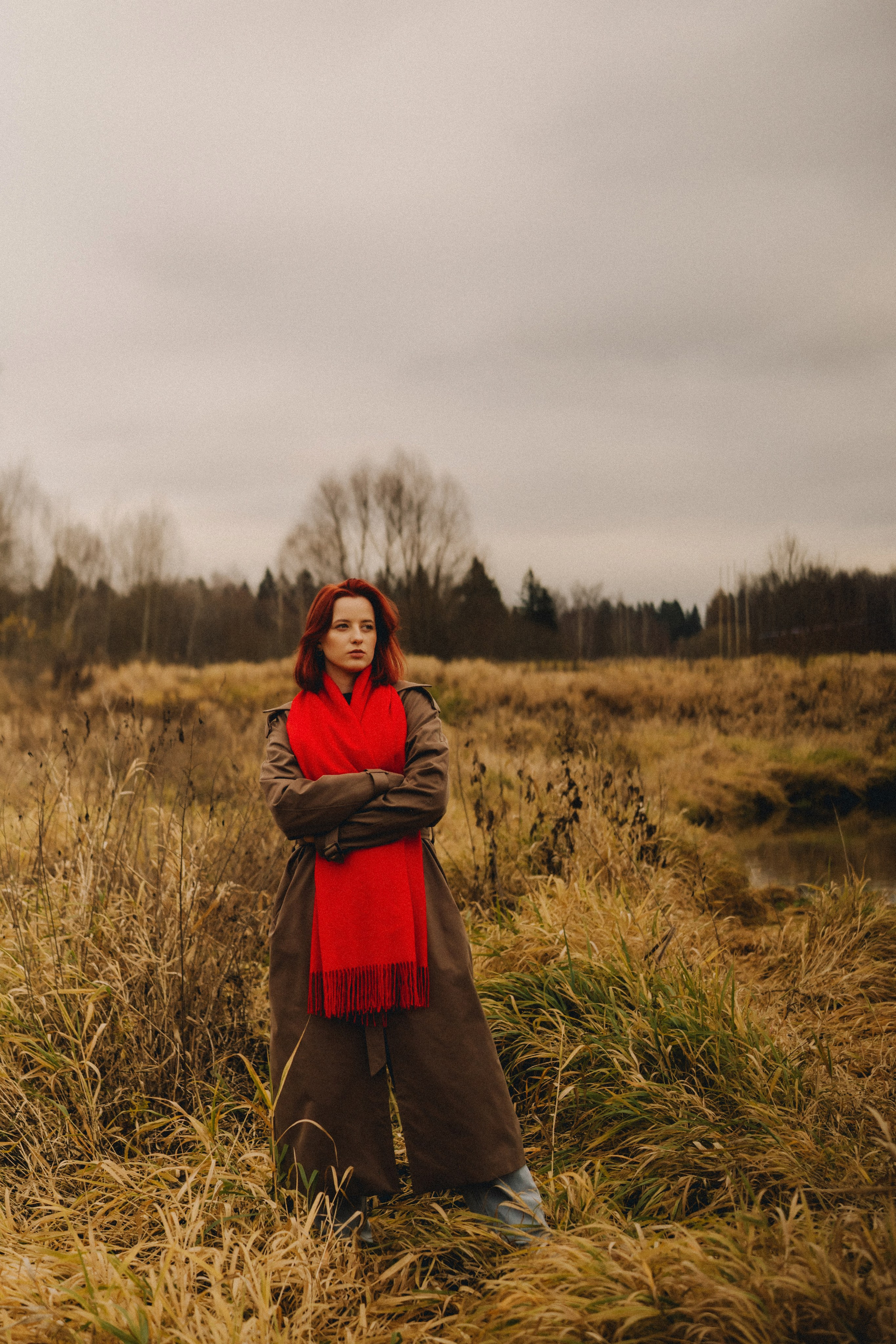 Лия | осенняя фотосессия у воды. Портретный фотограф Москва