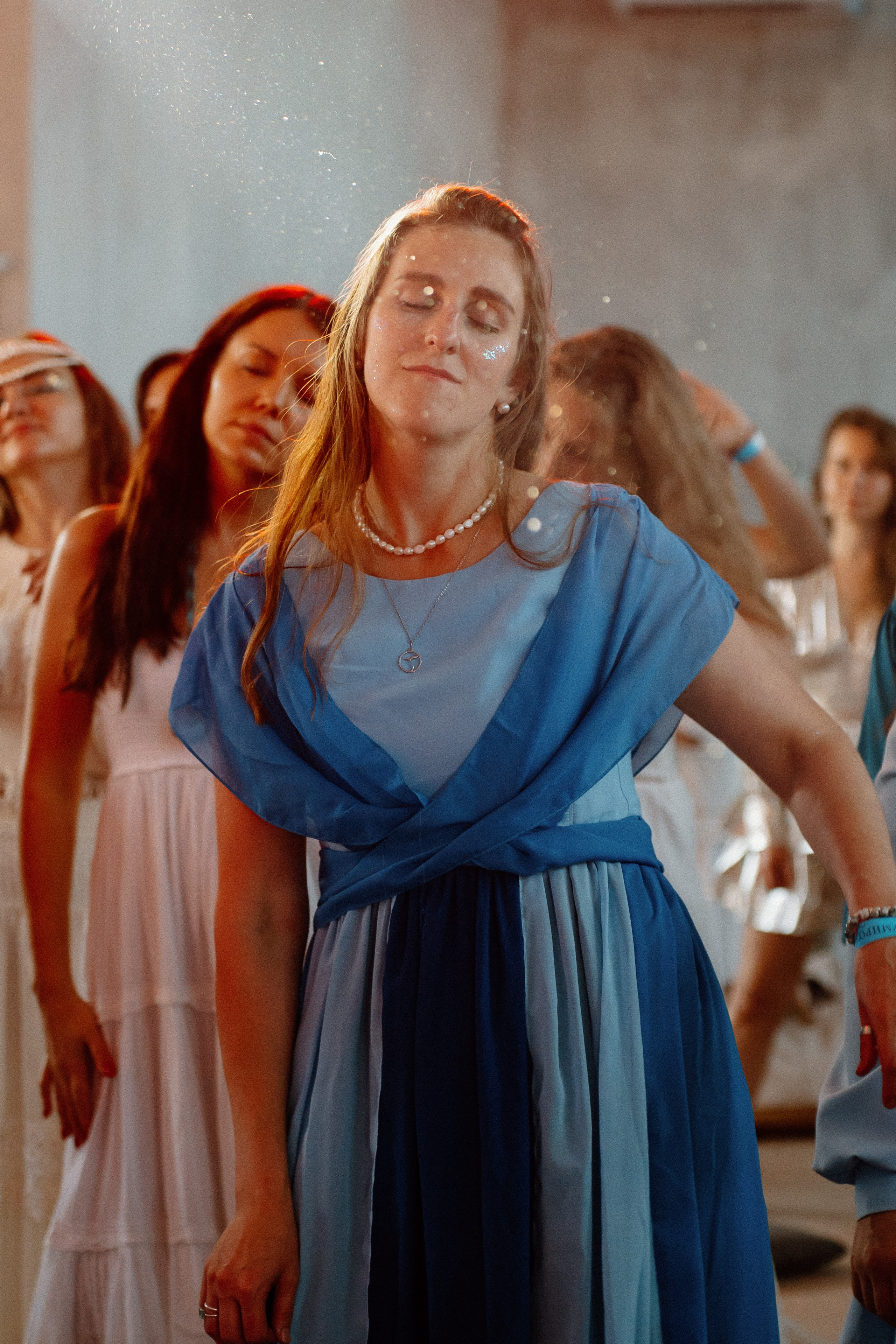 Festival Umerotvorine By Pramika. Я занимаюсь событийной, свадебной, товарной, студийной… фотографией