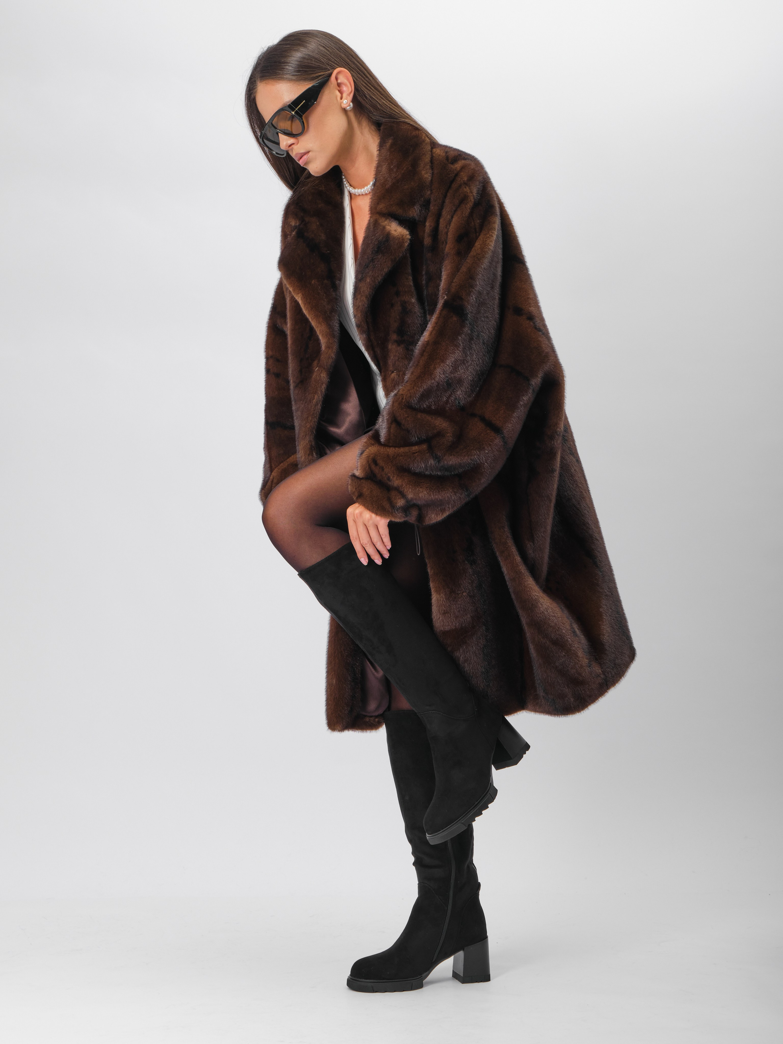 Сапоги жен. Фотостудия для Wildberries Ozon