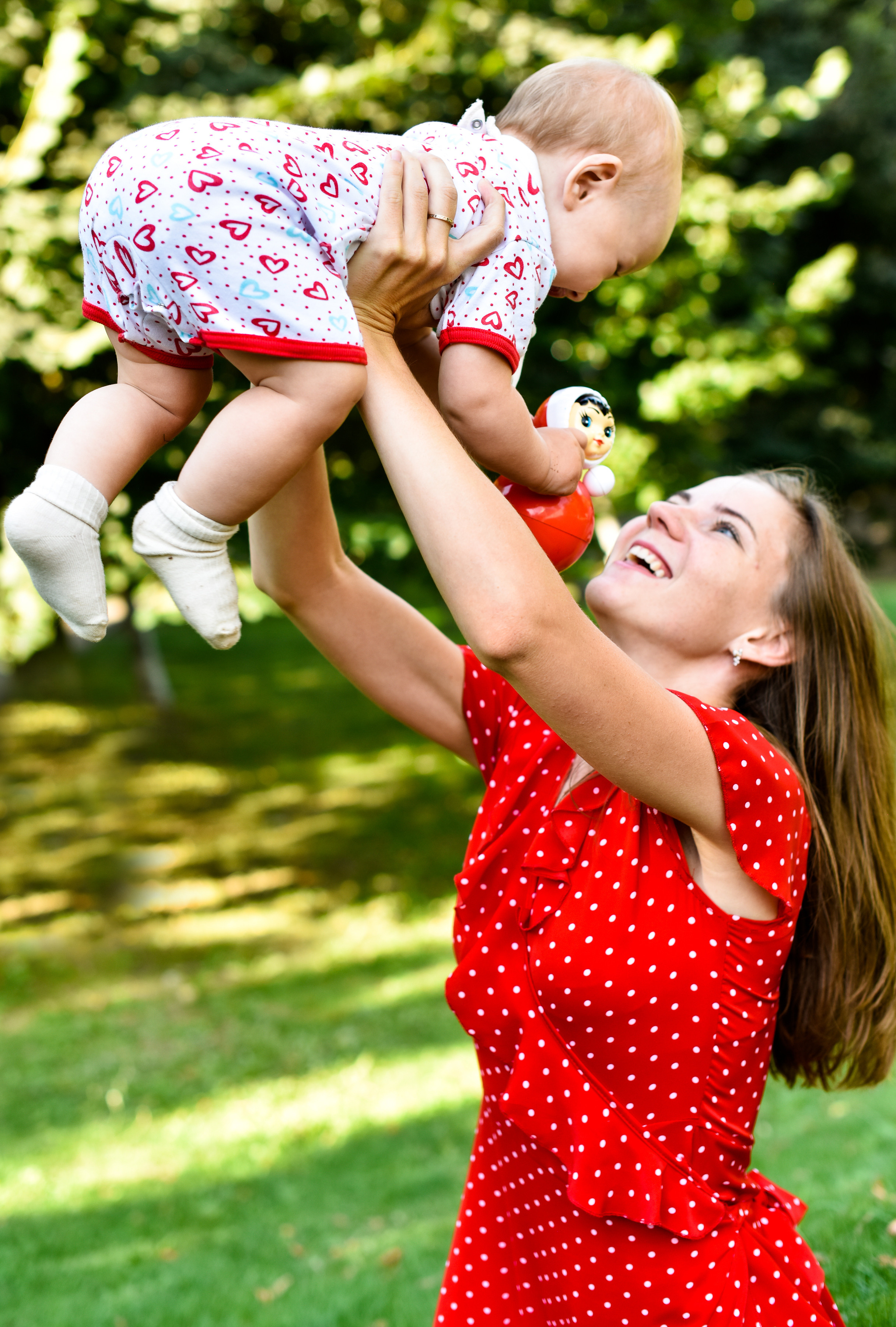 ЛЮба, Оля и маленькие проказницы))))