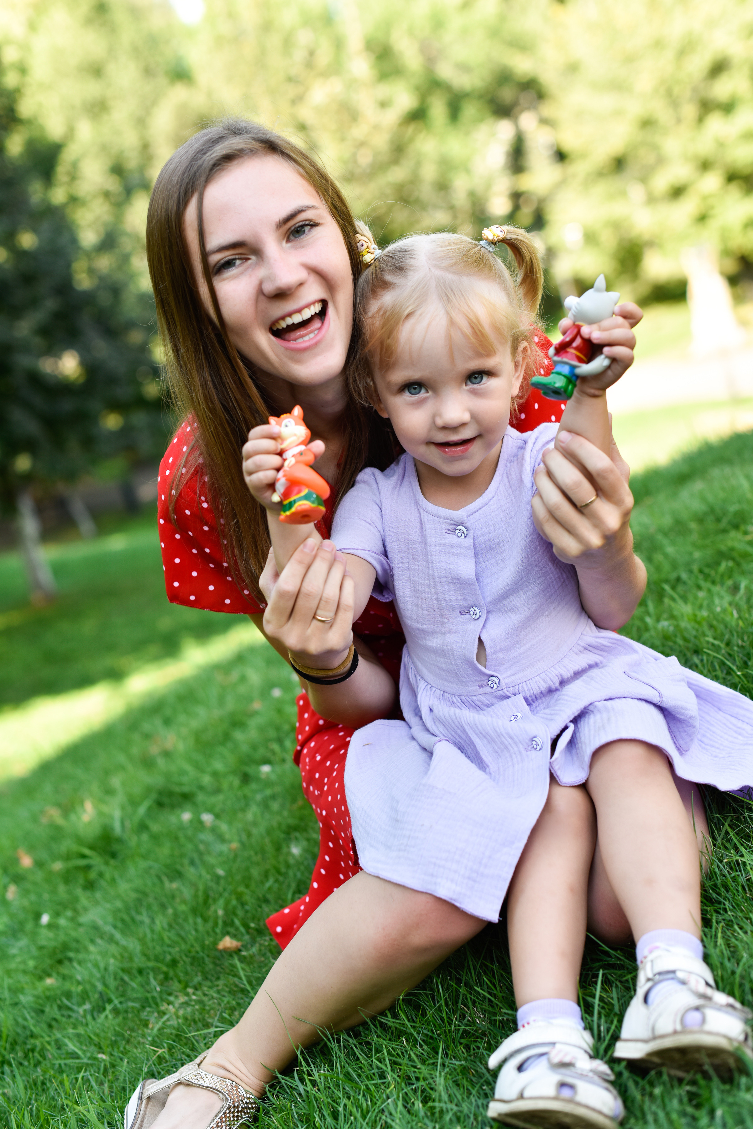 ЛЮба, Оля и маленькие проказницы))))