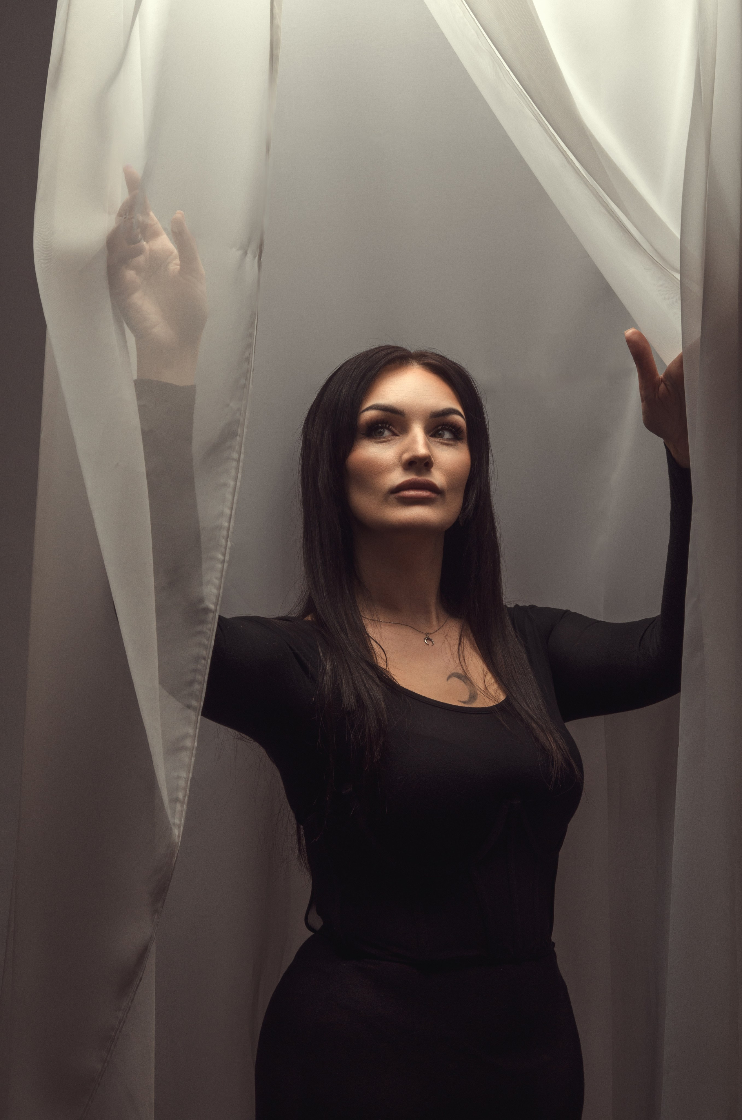 Съемки в студии. Индивидуальные, семейные, студийные съемки в Серпухове и за пределами