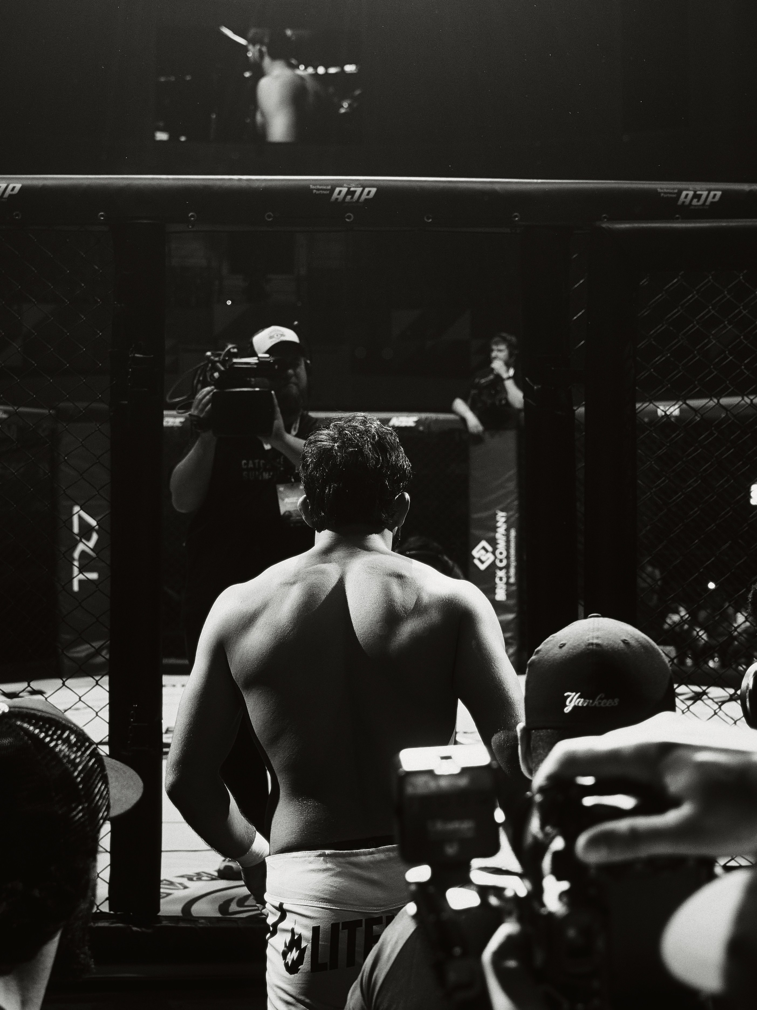 Арман Царукян @arm_011. Фотограф в Москве Ровенский Артём