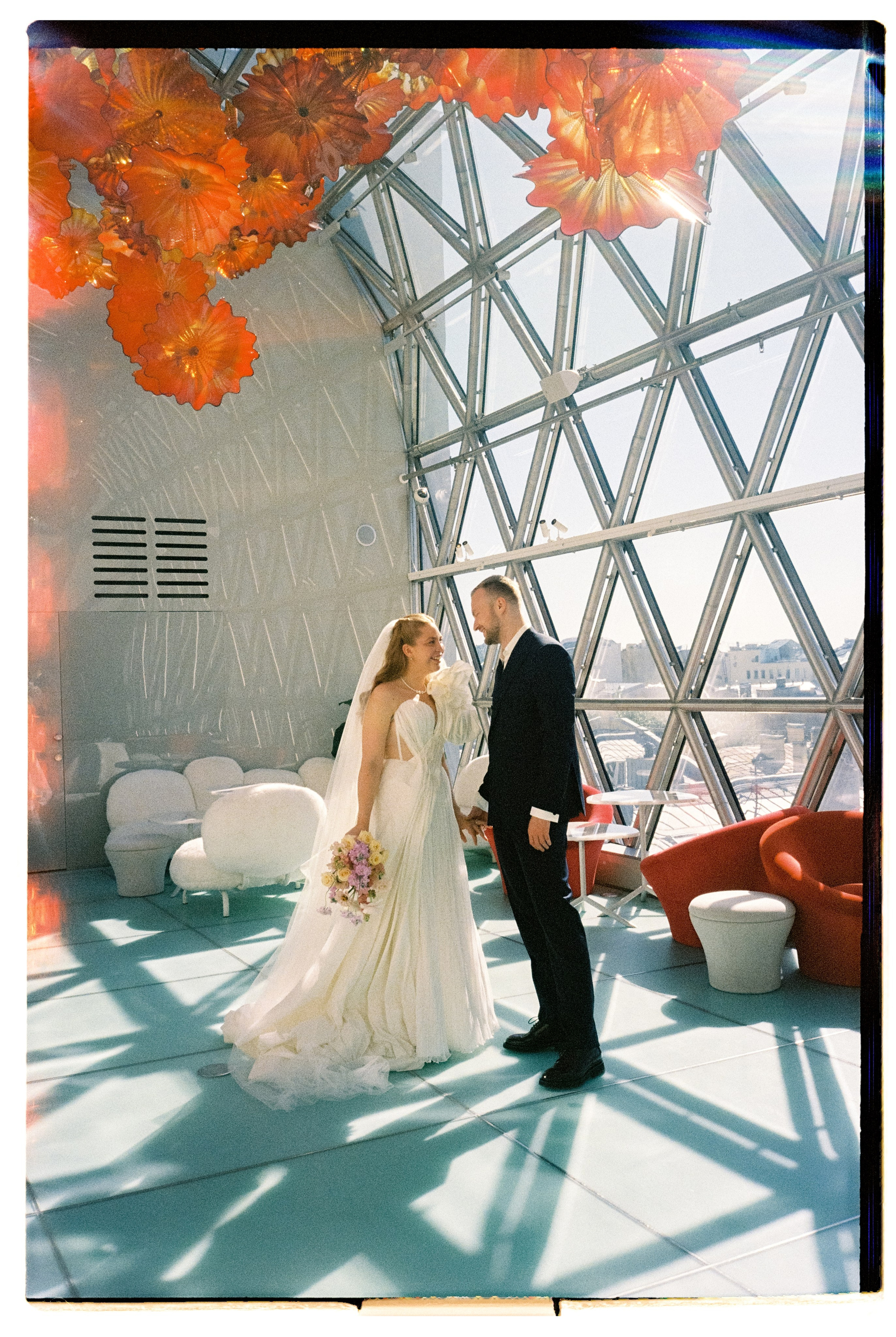 12 лап и 4 сердца. Сентиментальная свадебная фотография