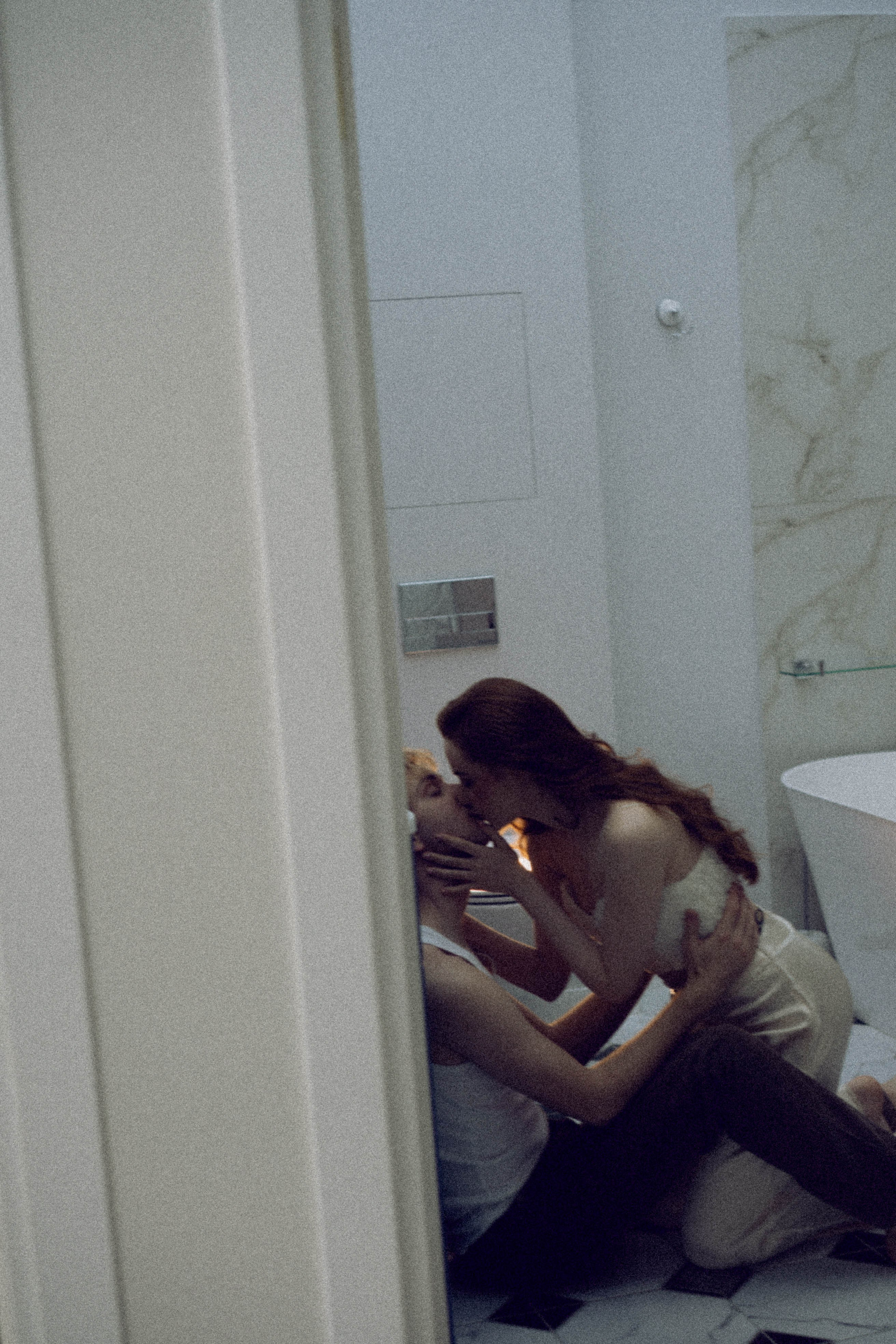 СВАДЕБНАЯ СЬЕМКА В ОТЕЛЕ. СБОРЫ ЖЕНИХА И НЕВЕСТЫ И ТАКЖЕ ТОР И ПОДГОТОВКА К ПРОГУЛКЕ. Профессиональный фотограф, Санкт-Петербург — Виктория Богомолова