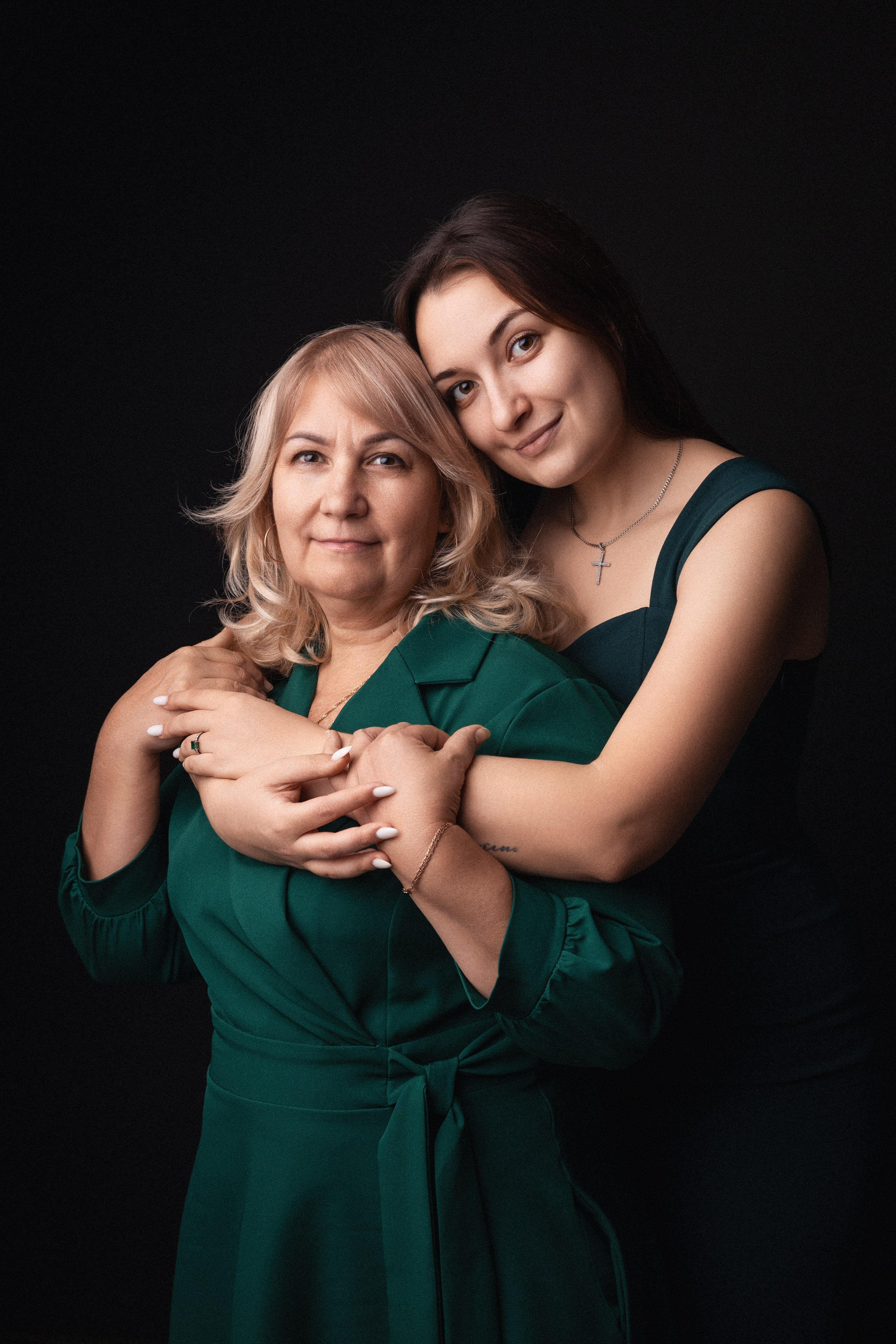 Светлана и Виктория. Команда фотографов и дизайнеров в Егорьевске