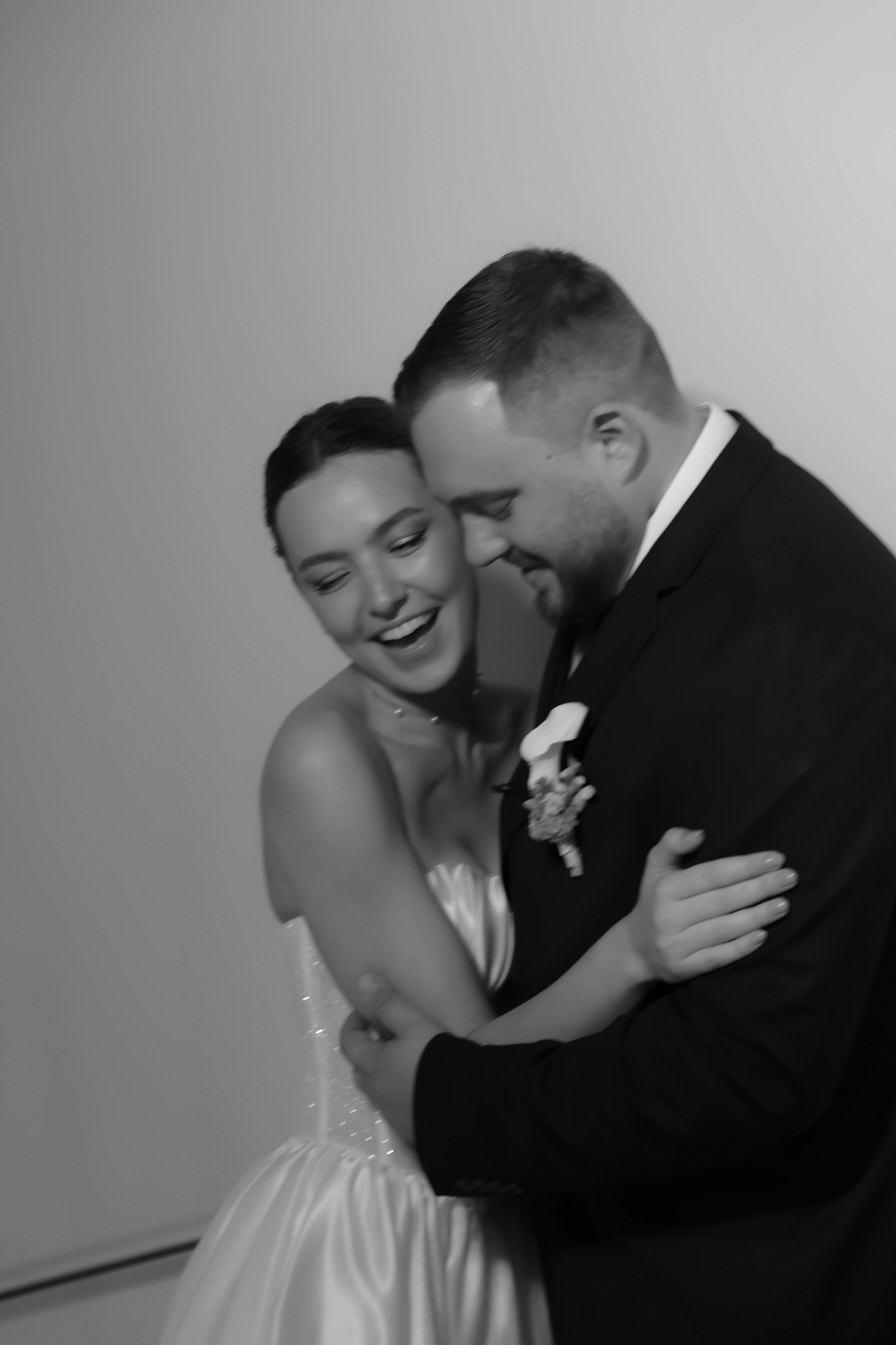 Ты рядом со мной, и это — самый чистый кайф! ♥. Свадебный фотограф Калининград