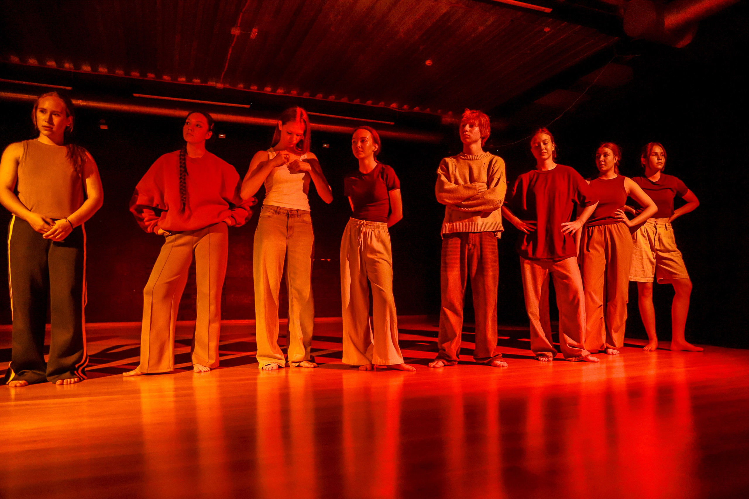 Современный показ Подземка. Небесные ласточки. Фотограф Юлия Мальцева