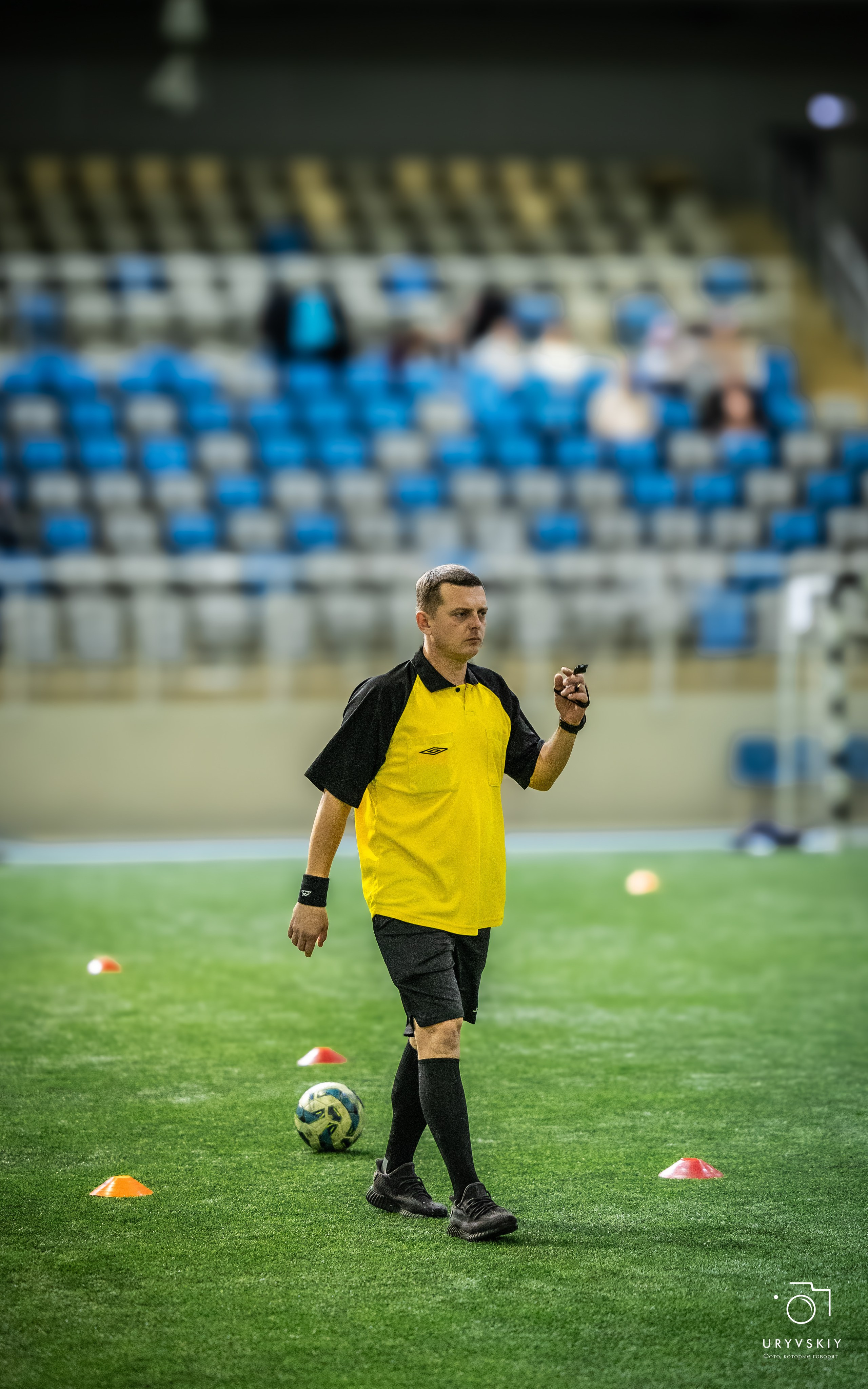 Командор футбол 29.11.2025. Игорь Урывский. Фотограф Красноярск