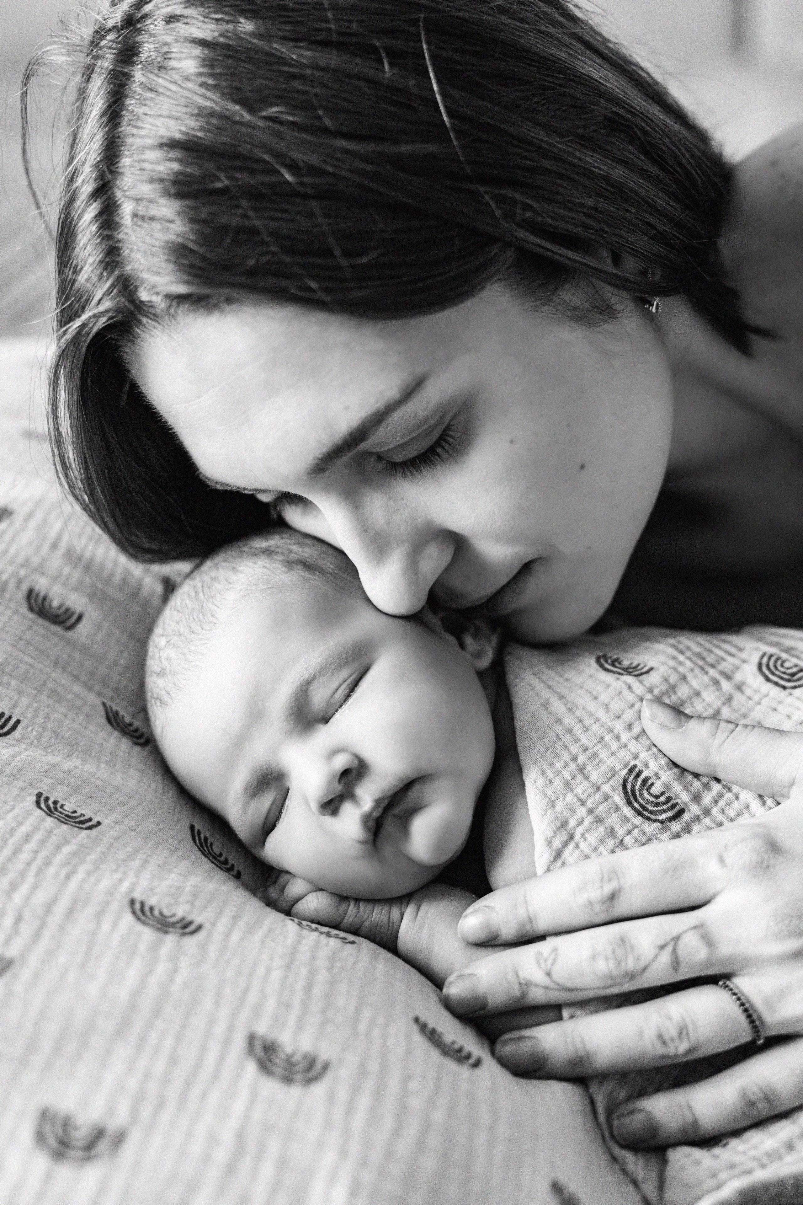 Мия. Семейный и детский фотограф в Краснодаре. Фотограф новорожденных. Фотограф ньюборн. Фотограф родов Краснодар. Катя Угнивенко