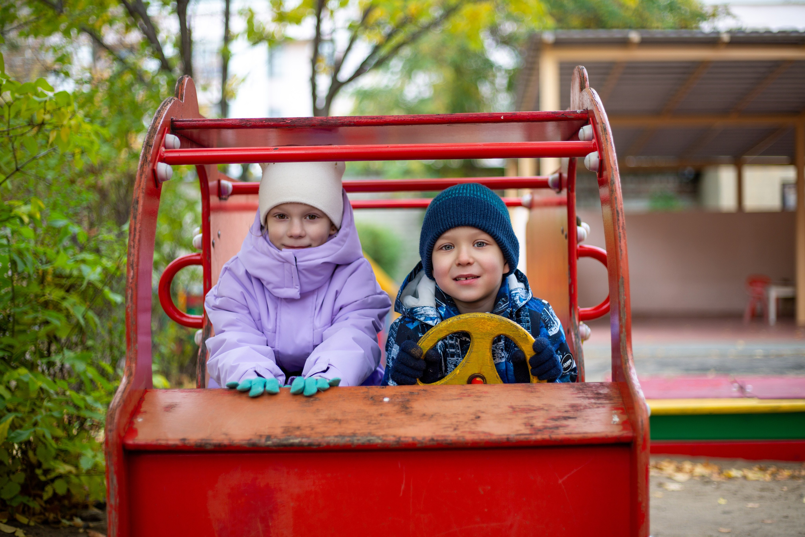 Детский сад на прогулке. Выпускные альбомы Воронеж " СОКОЛ фото»