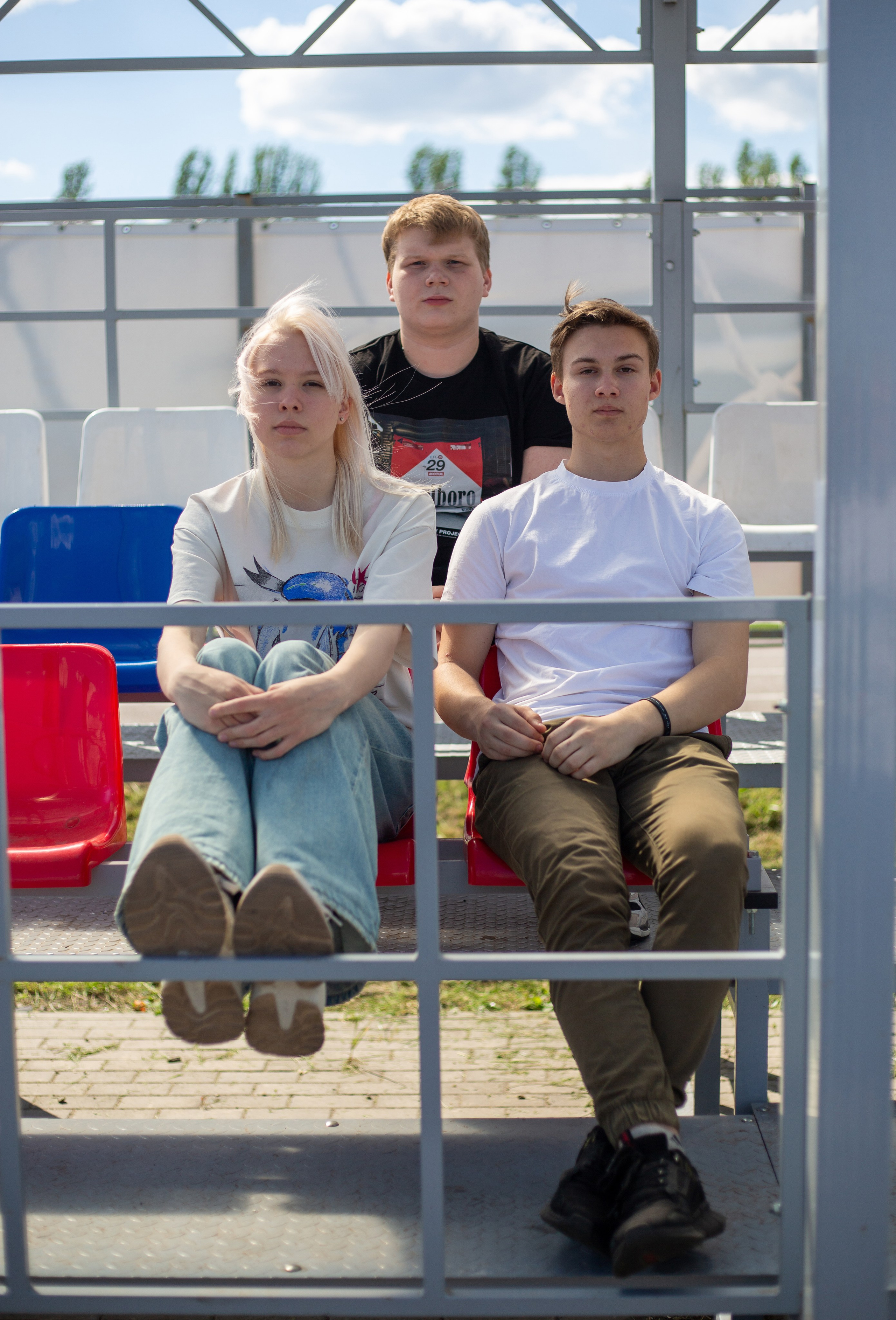 Съемка на стадионе для выпускного альбома В.Хава. Выпускные альбомы Воронеж от Веры Соколовой