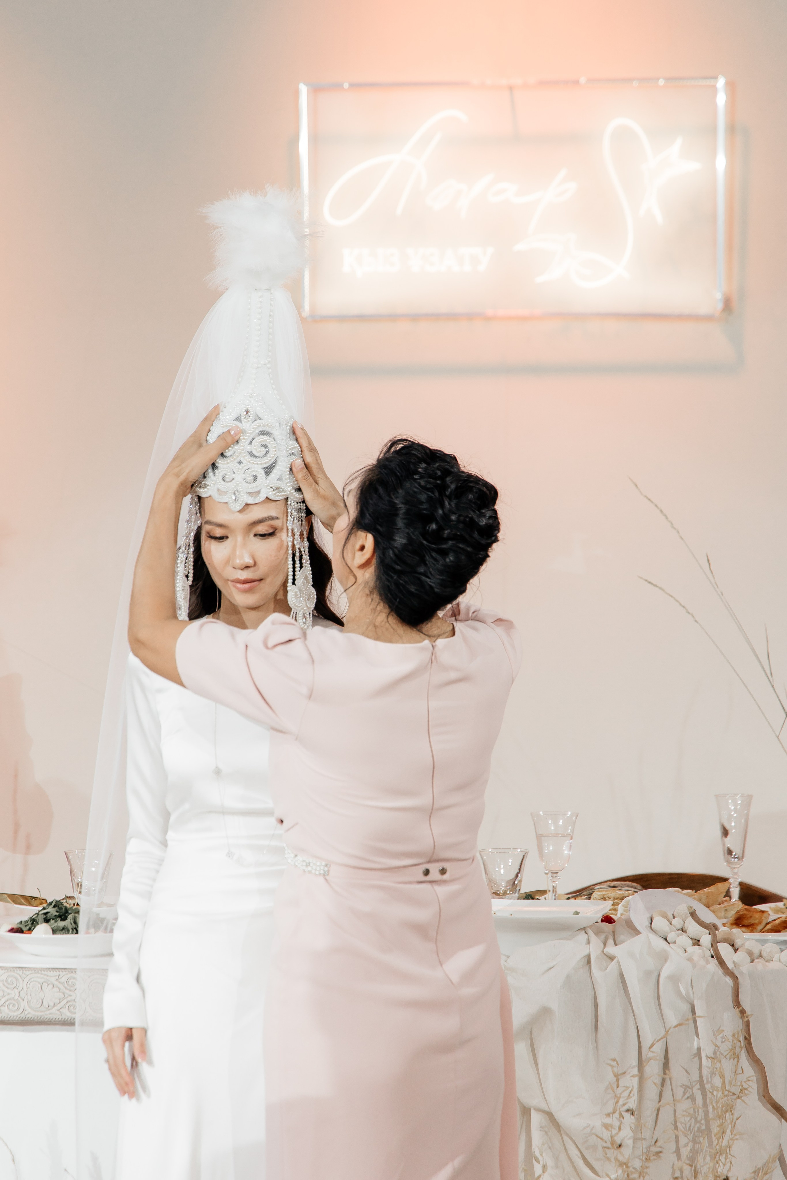 Azhar Uzatu. Свадебный фотограф Алматы