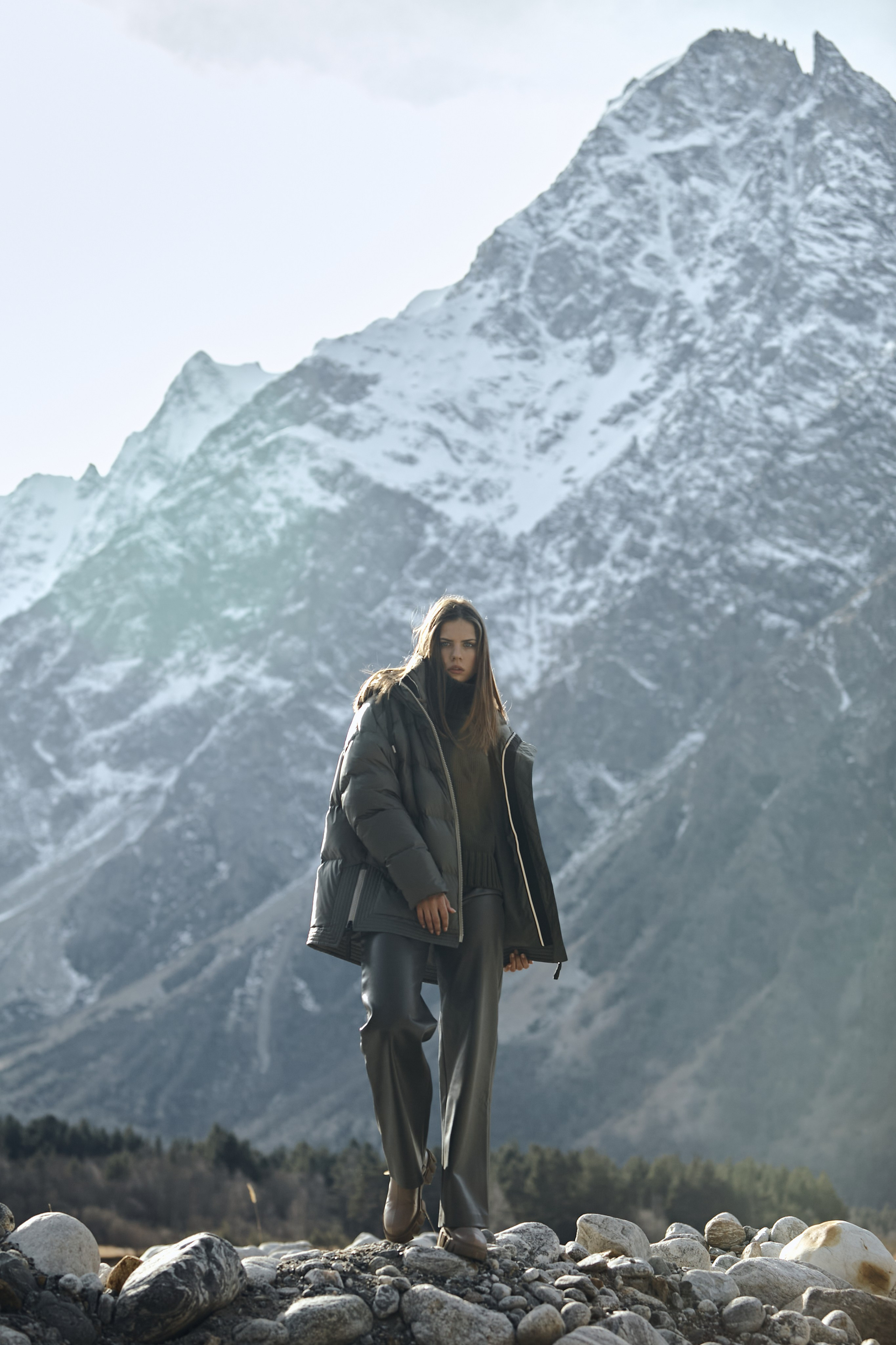 Fashion-продакшн — выездные съемки для брендов. Фотограф Продюсер в горах КБР / Москва  Нальчик Горы