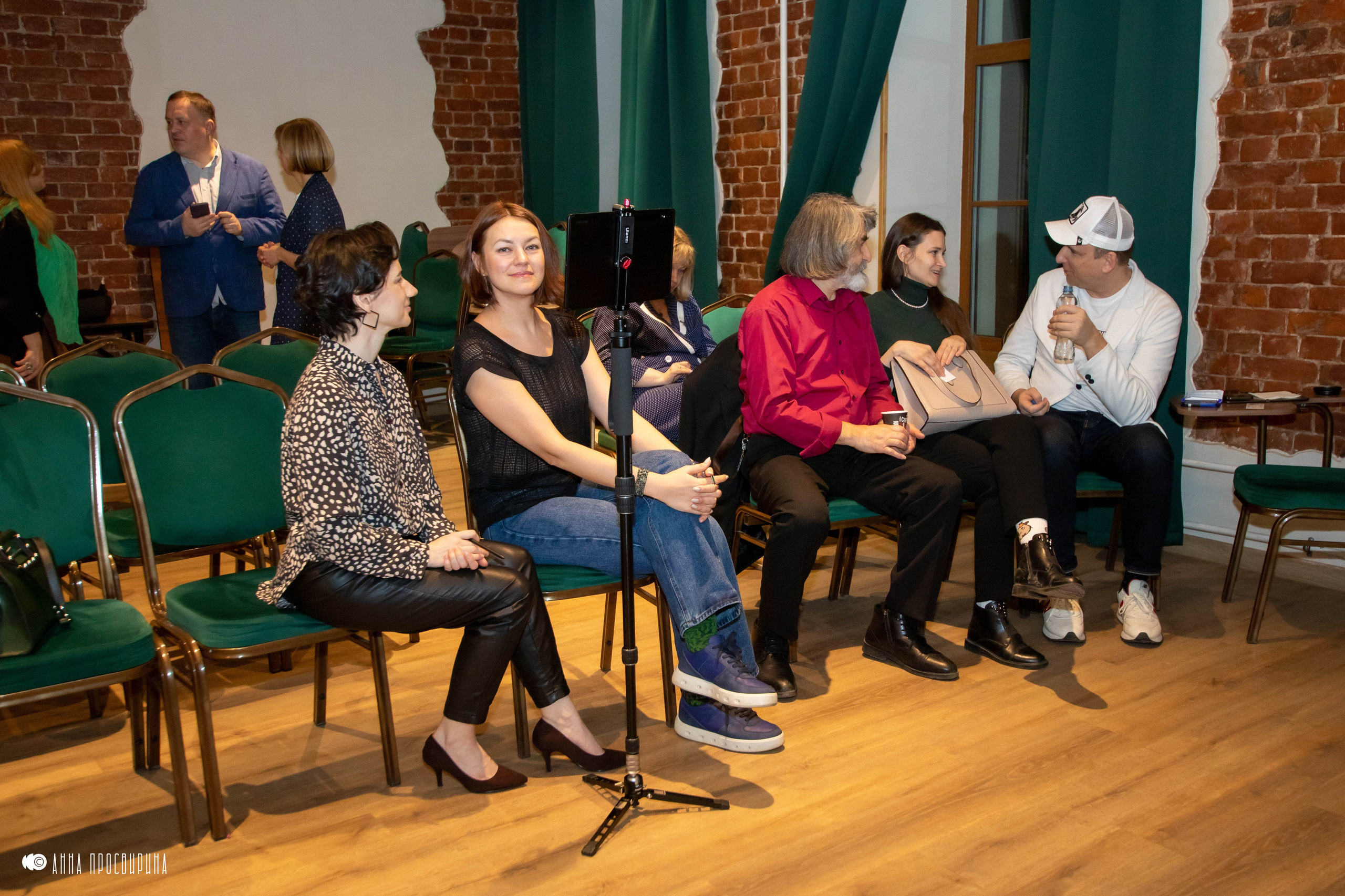 Нетворкинг Лилианы Стрельцовой. Ваш фотограф в Санкт-Петербурге Анна Просвирина