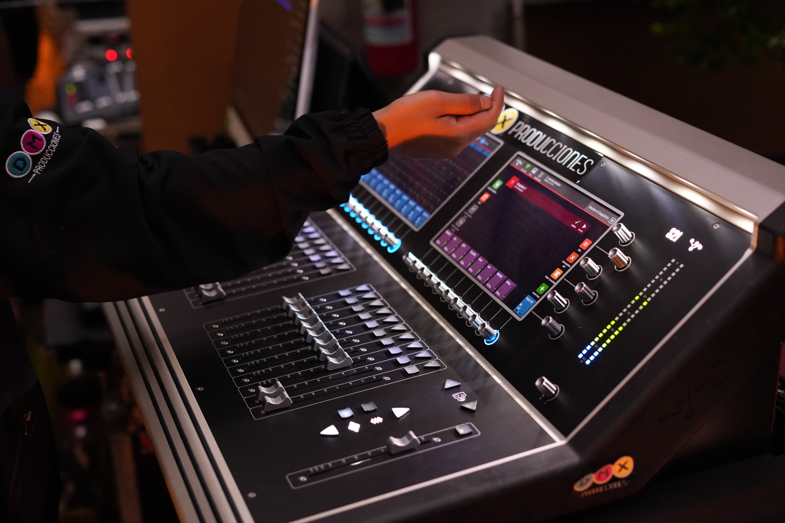 Olivia and Zack / 1 wedding day. Wedding Photographer in Barcelona and Medellin