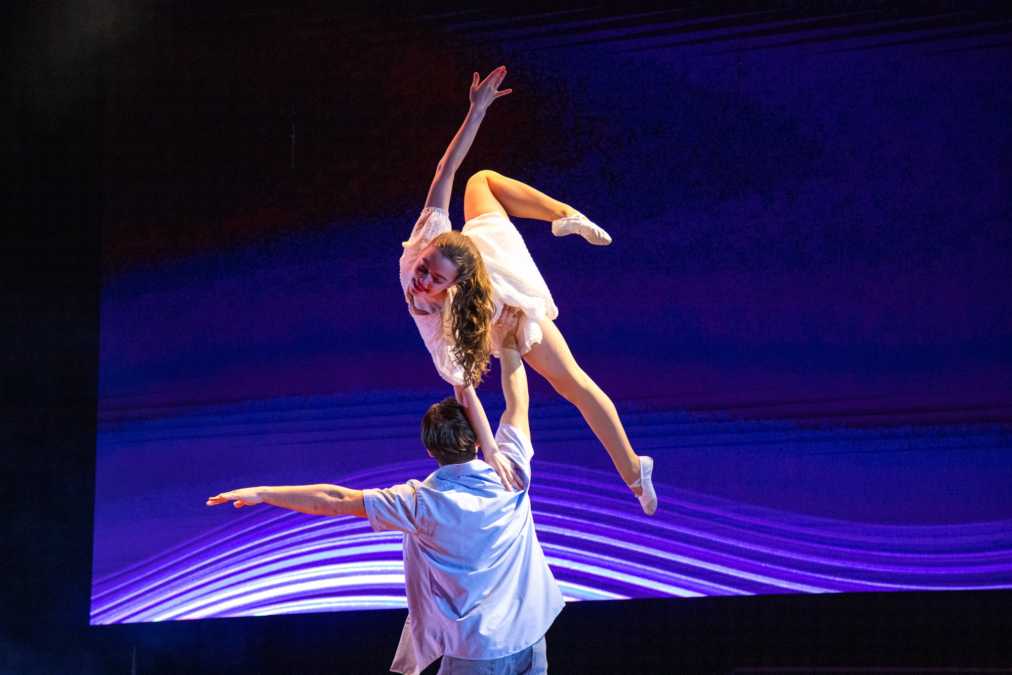 Гала-концерт «Студвесна на Кубани». Репортажный, промышленный и маркетплейс-фотограф Дмитрий Чернат