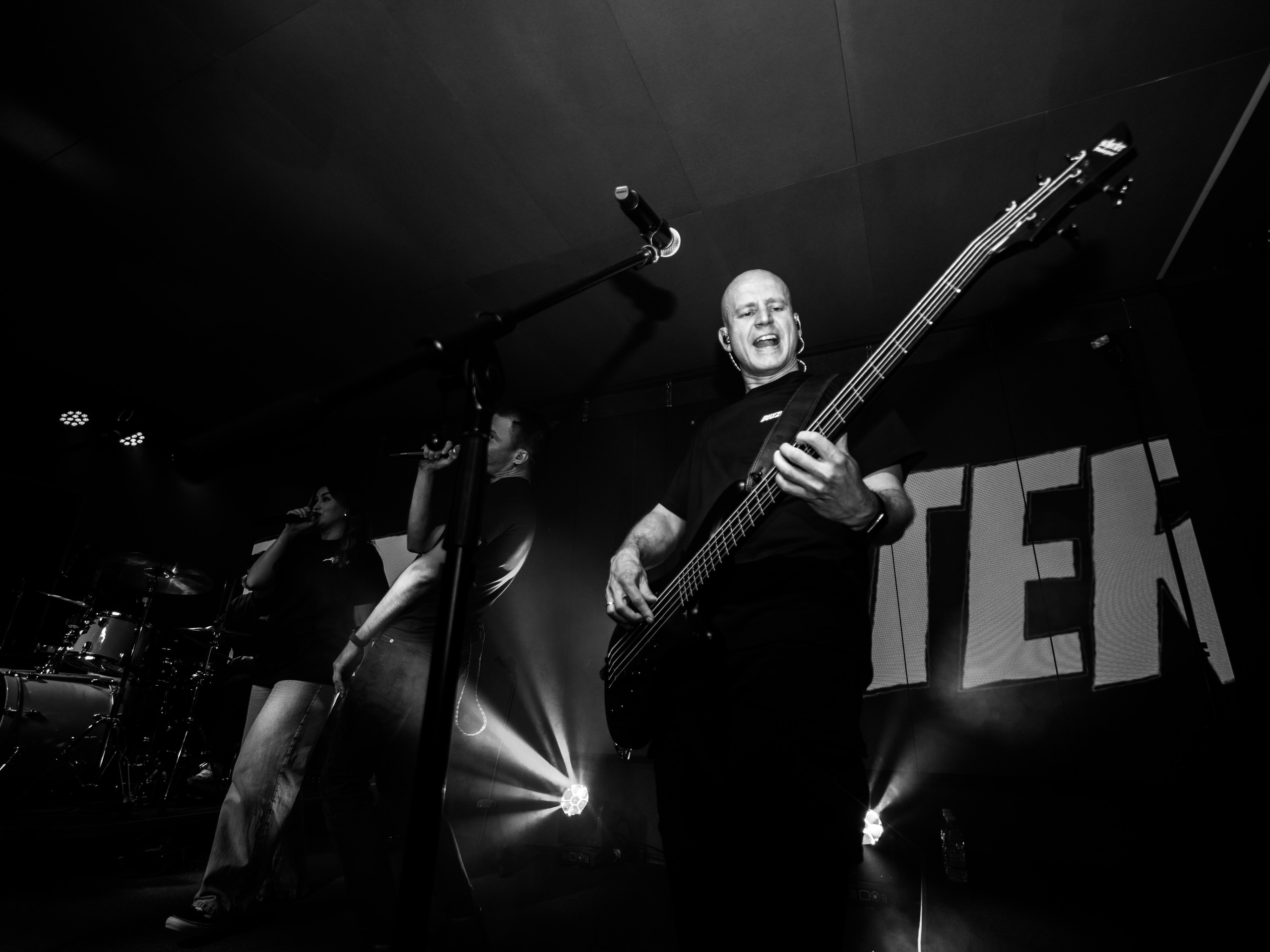Tides of Despair & Buzzouter Music hall. Свадебный и семейный фотограф Ирина Чернова