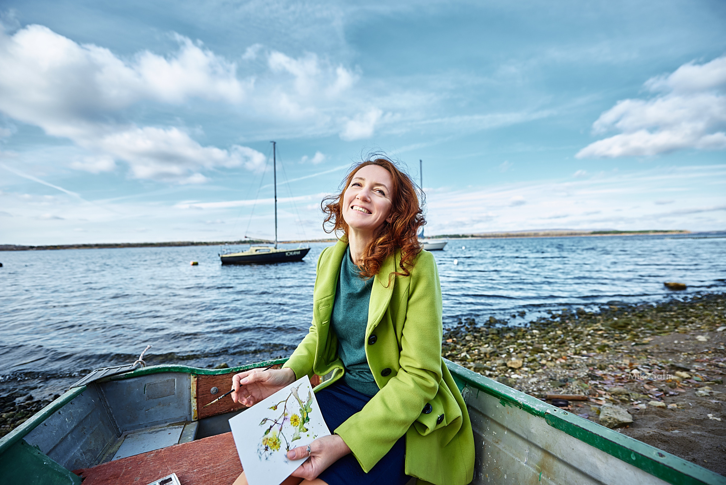 Прогулочная фотосессия осенью на берегу руки