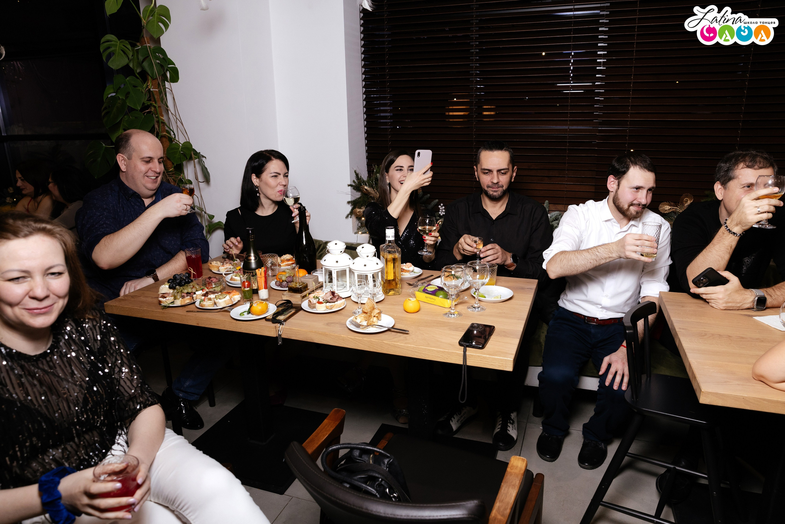 Корпоратив Casa Latina. Семейный фотограф — Макс Белогрудов
