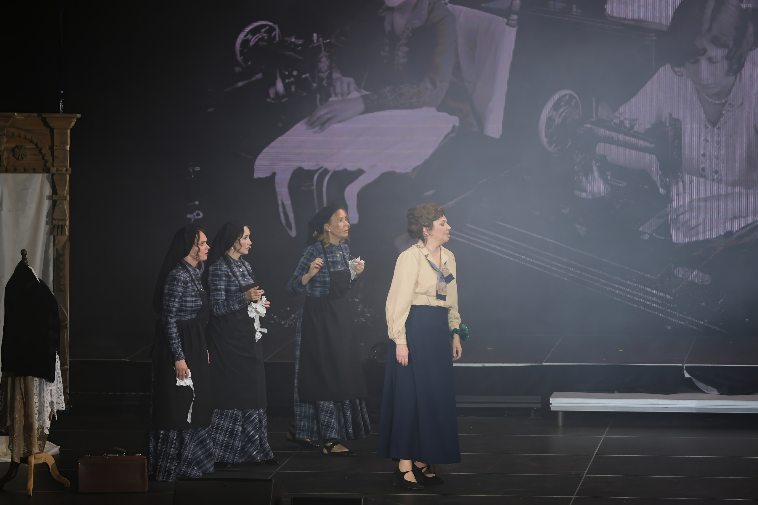 Подиумный спектакль «Стиль Надежды». Добро пожаловать в студию «Цифровой скульптор»  где искусство встречается с технологиями!