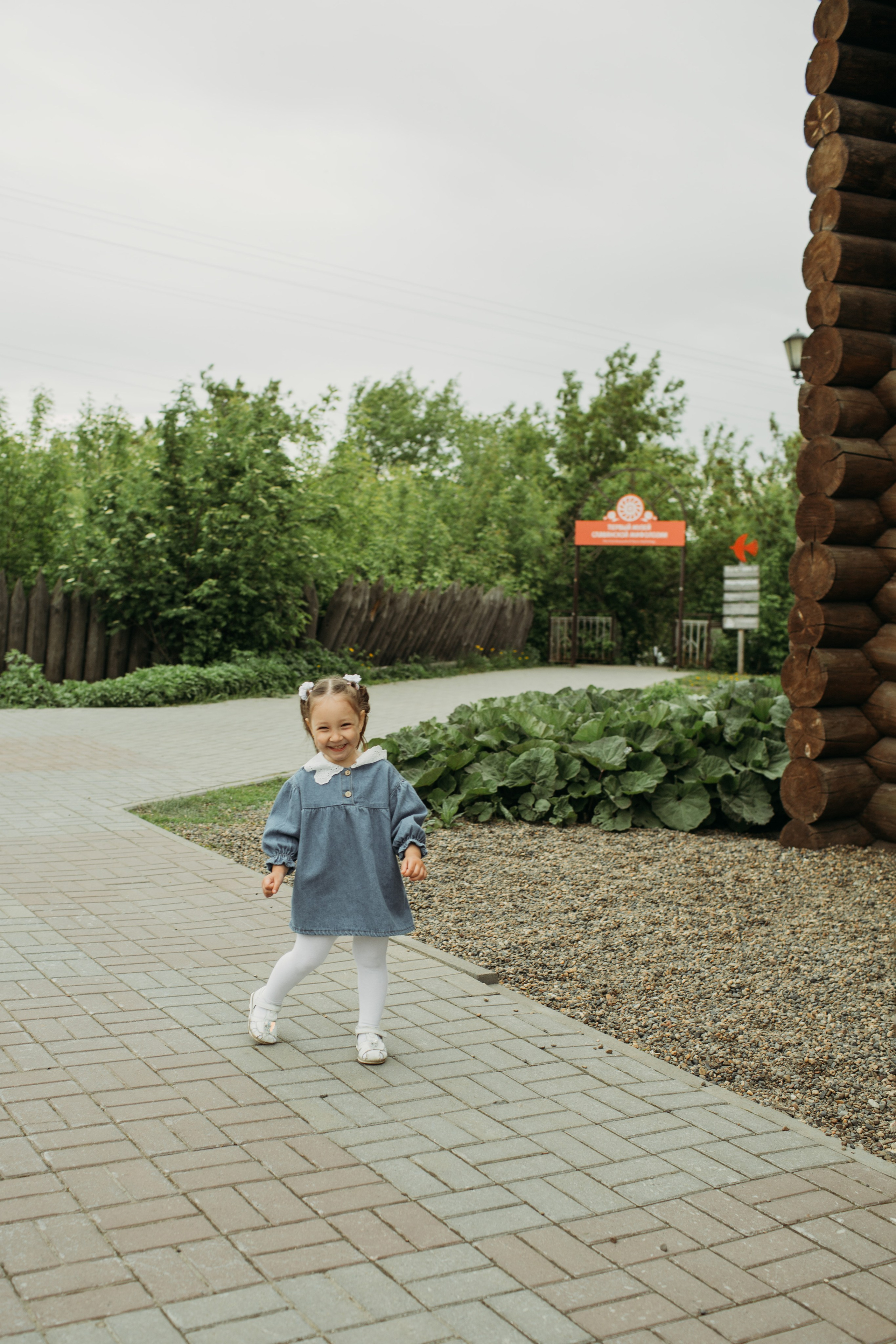 Амина, Малик, Юля, Сахиб. Семейный фотограф Томск