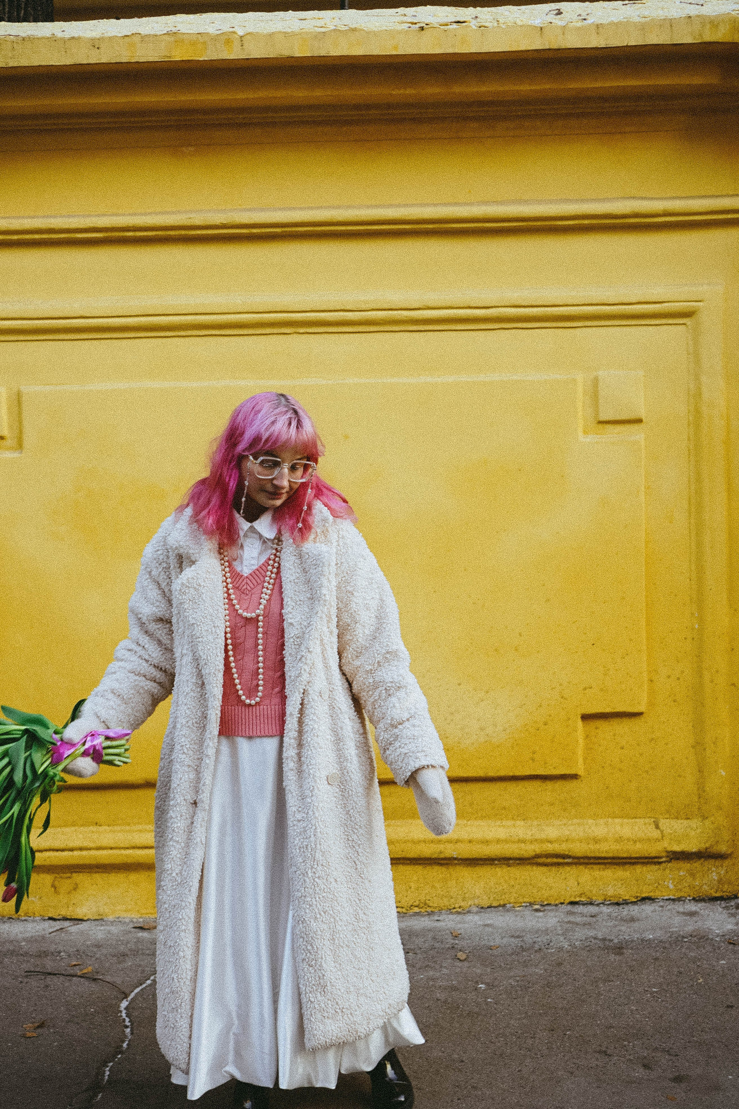 Прогулочная фотосессия с тюльпанами. Профессиональный фотограф, Санкт-Петербург — Виктория Богомолова