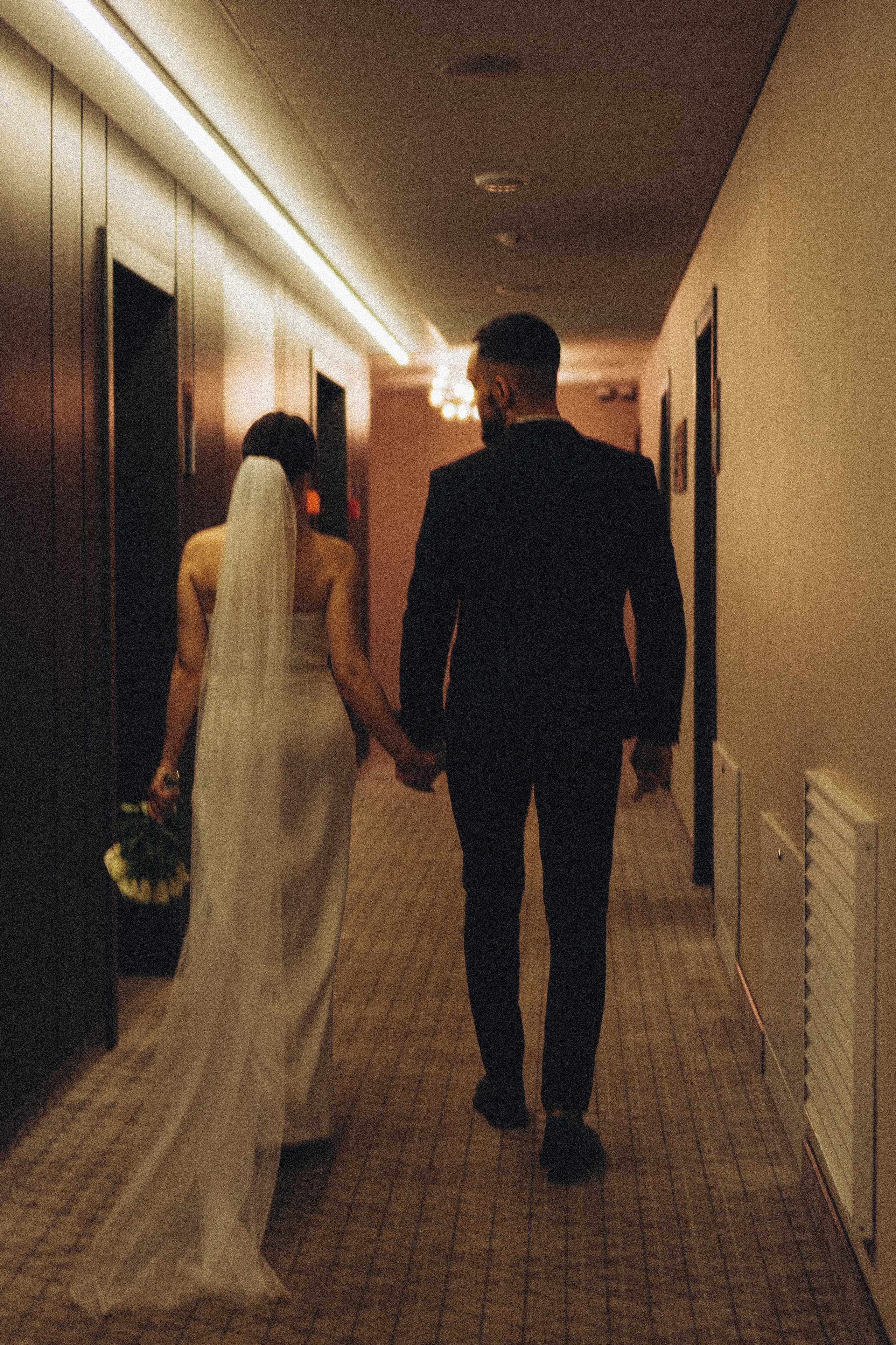 СВАДЕБНАЯ СЬЕМКА СБОРОВ ЖЕНИХА И НЕВЕСТЫ В ОТЕЛЕ И ТАКЖЕ ФОТОСЕССИИЯ В ОТЕЛЕЕ МЕГАПОЛИС БРЯНСК. Профессиональный фотограф, Санкт-Петербург — Виктория Богомолова