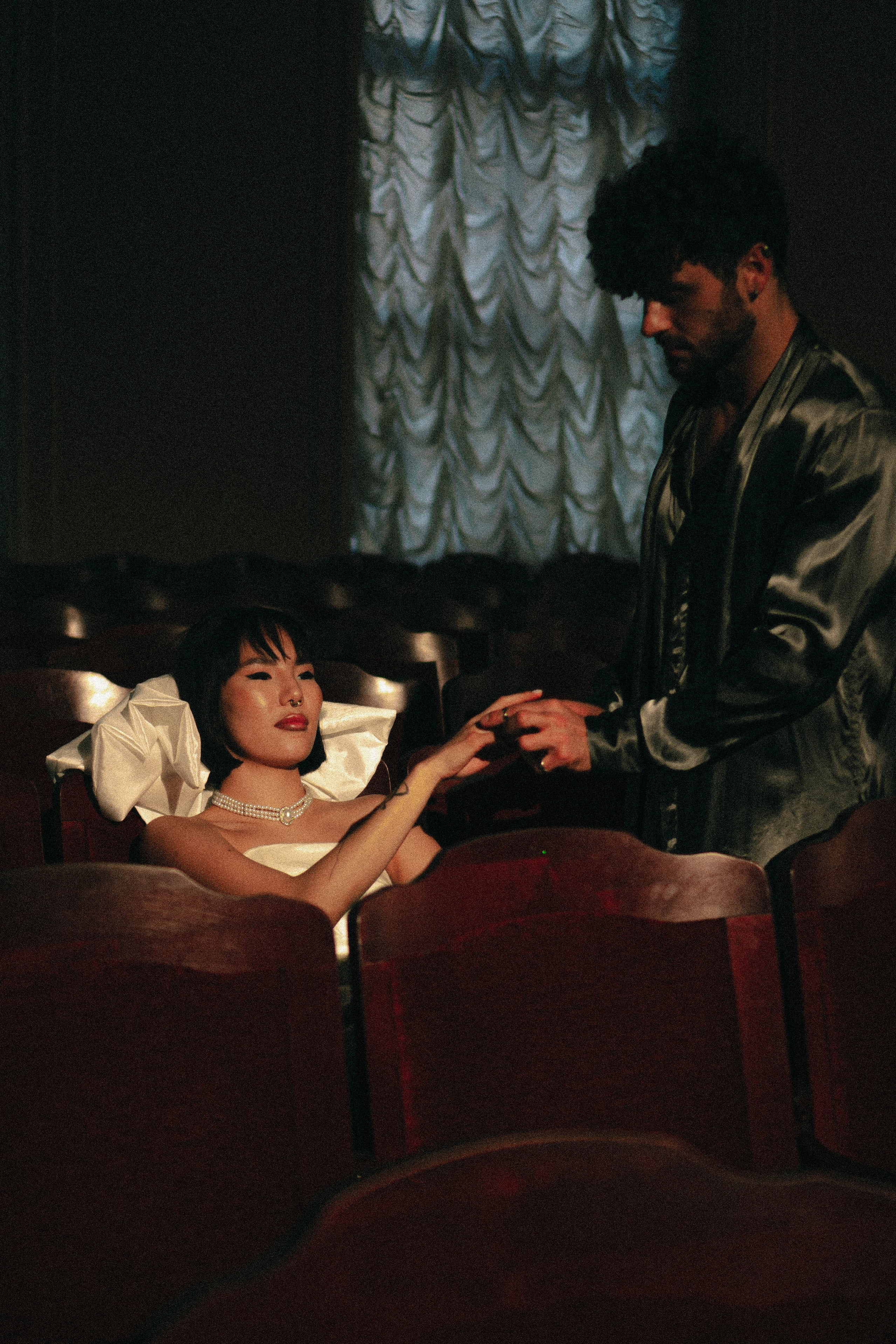 СВАБЕДНАЯ ФОТСЕССИИЯ В ОДНОМ ИЗ ЗАЛОВ НИКОЛАЕВСКОГО ДВОРЦА. Профессиональный фотограф, Санкт-Петербург — Виктория Богомолова