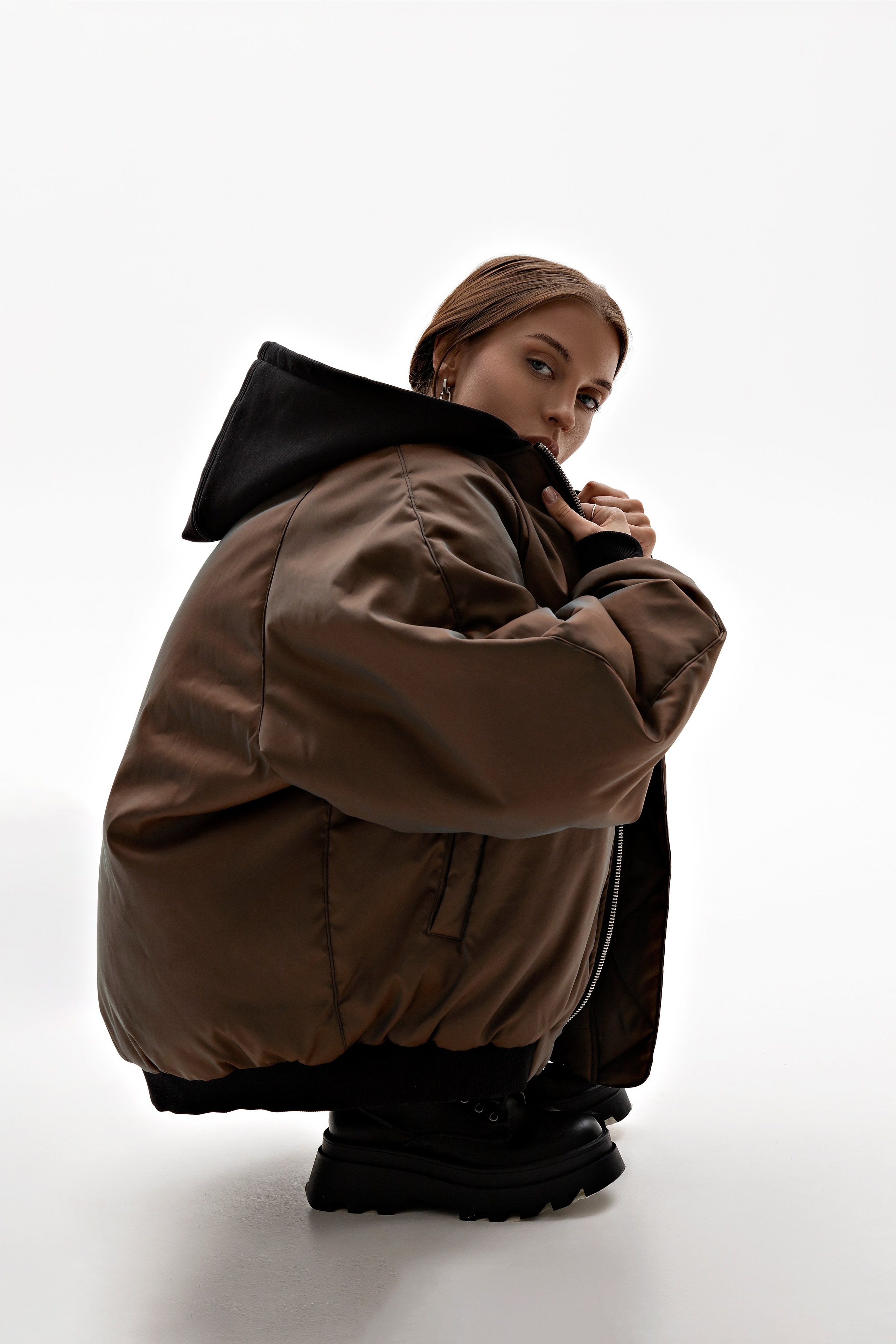 Shine divined catalogue '2024. Коммерческий фотограф в Екатеринбурге Анастасия Гаруст