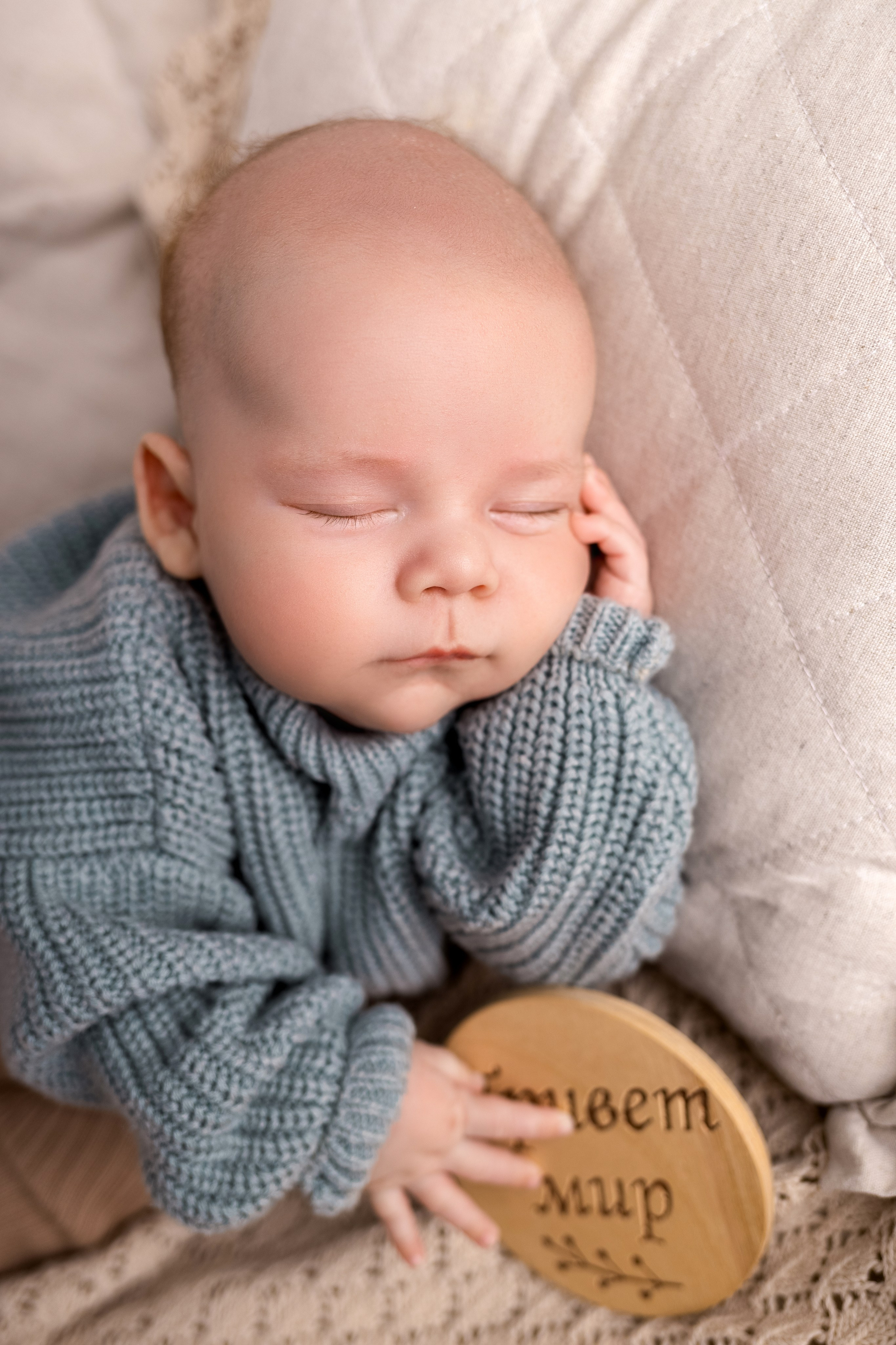 Newborn съемка в стиле Лайф. Фотограф новорожденных малышей в Омске и Омской области Эльвира Камаева