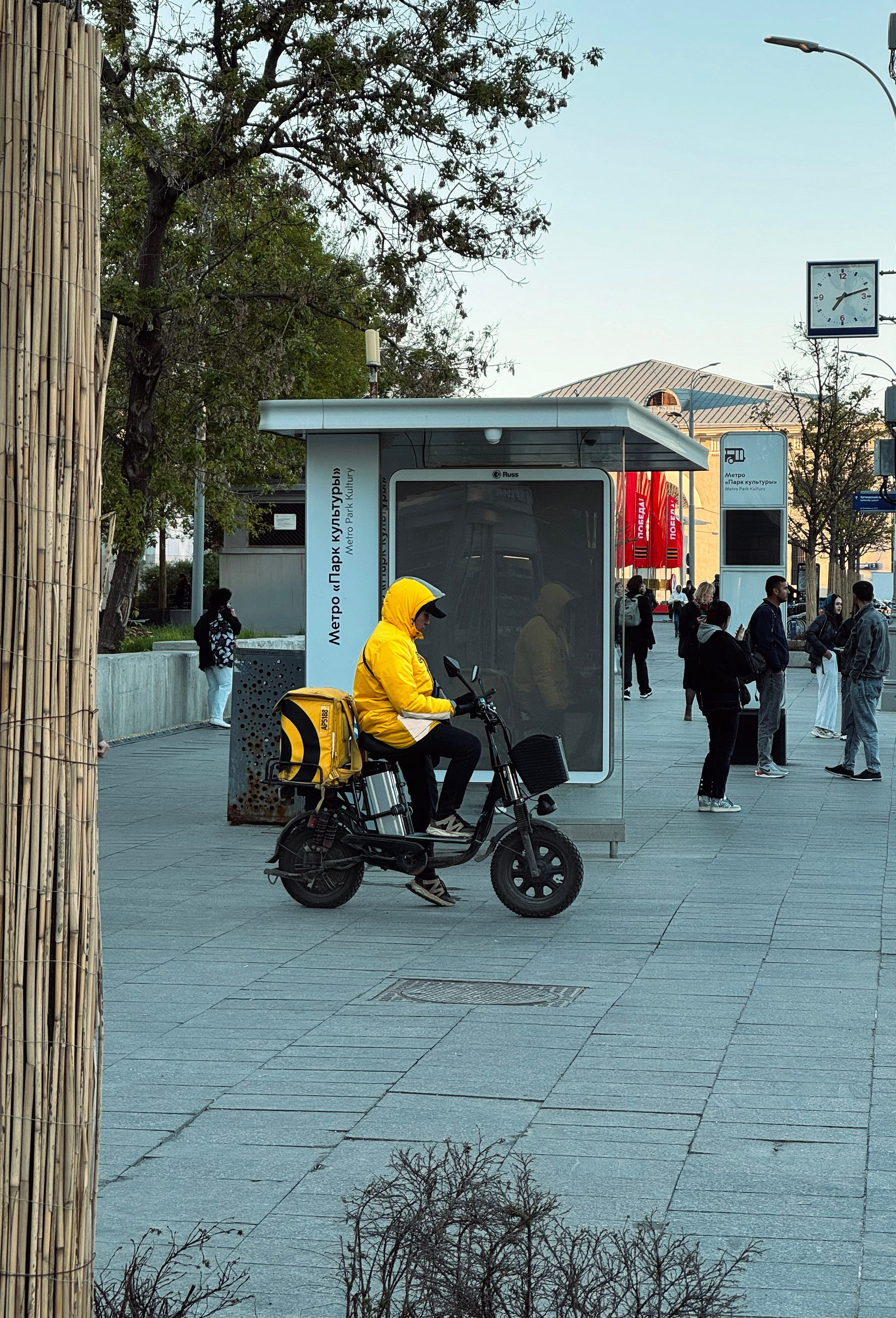 Фотопоток. Проект «Фотокладовка»: блог уличной фотографии в формате street photo