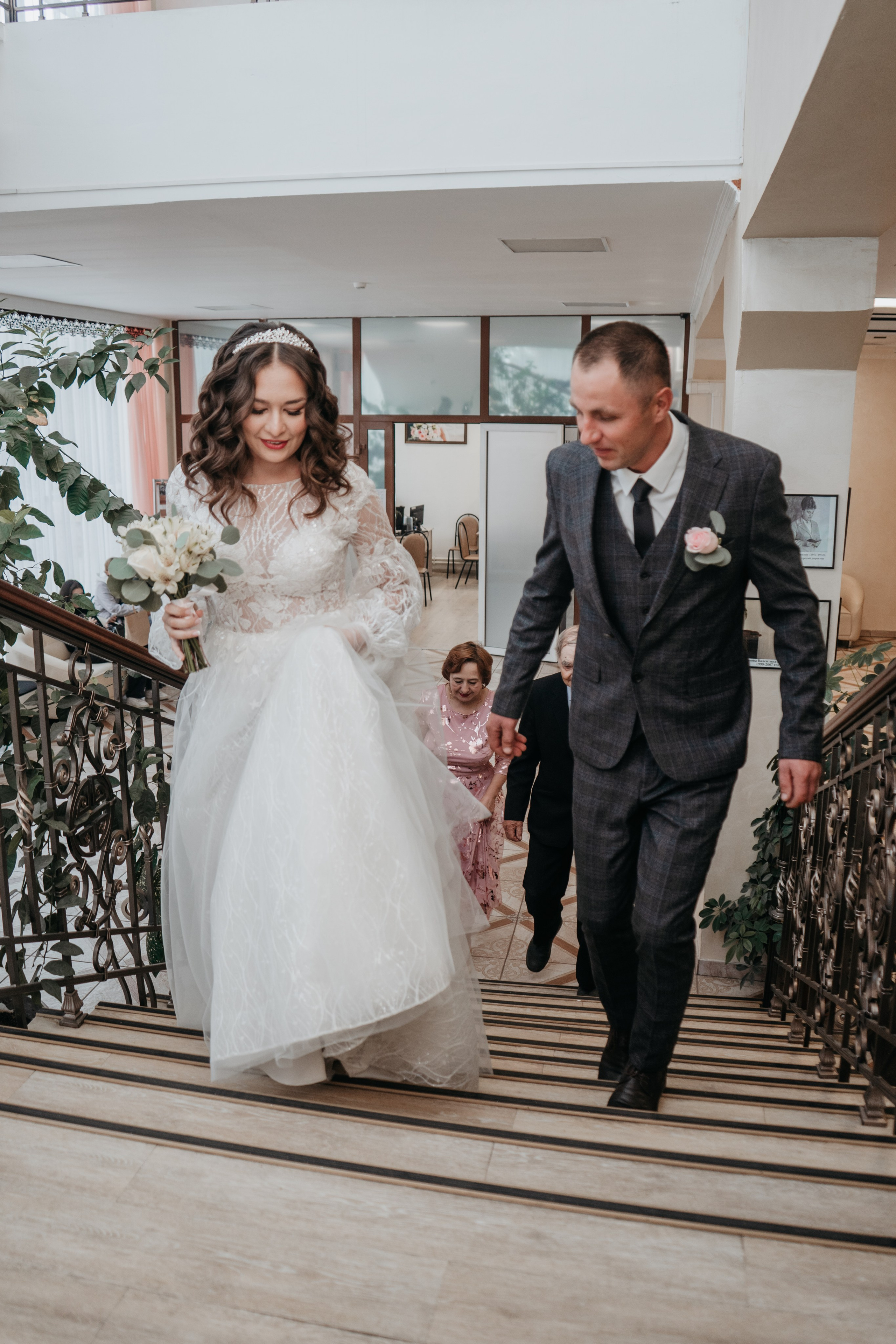 Свадебный фотографии с прогулки в окрестностях Улан-Удэ. Фотограф в Улан-Удэ. Свадебный фотограф в Улан-Удэ