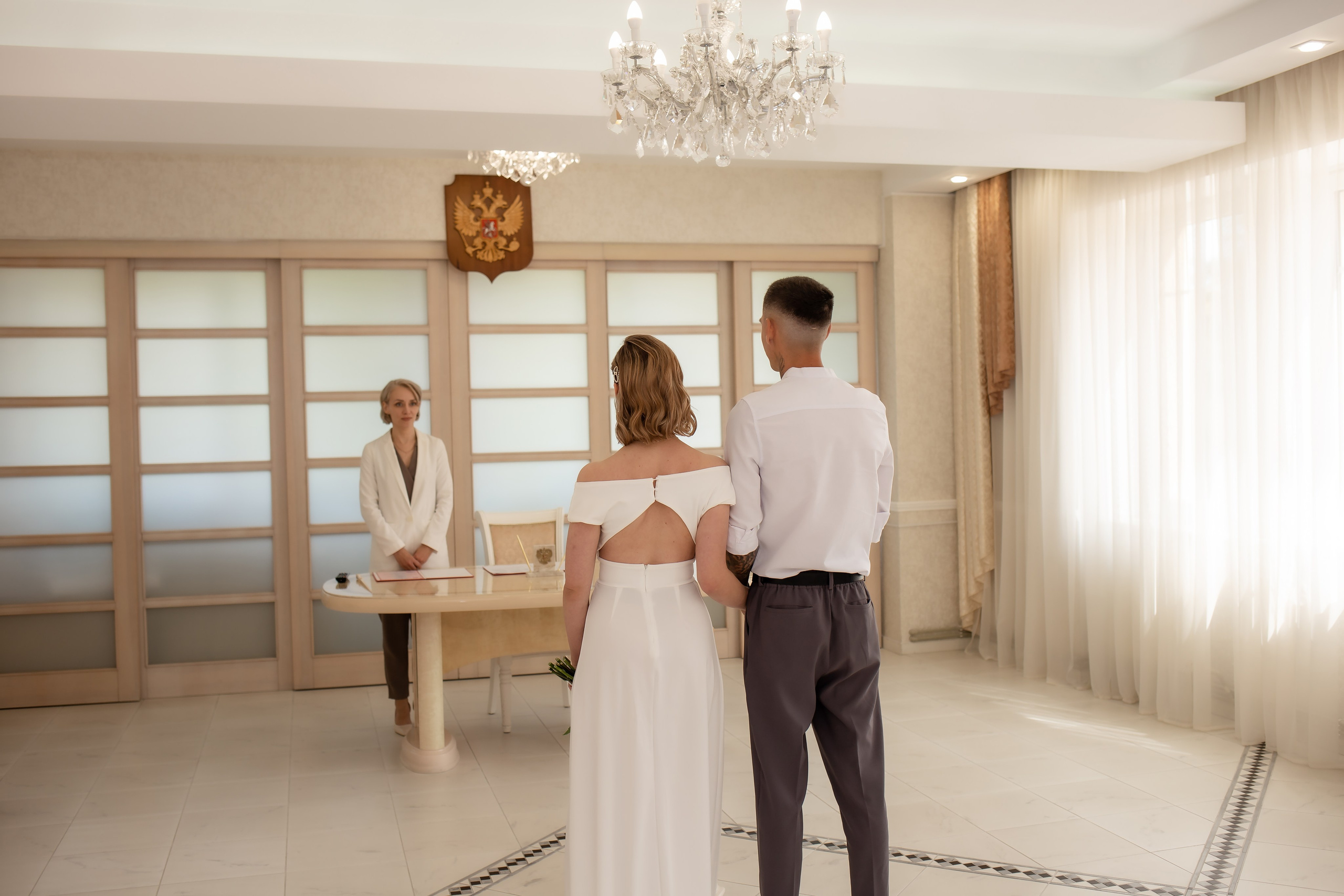 Саша и Вика. Биржевой сквер. Фотограф в Калининграде Решетникова Алина