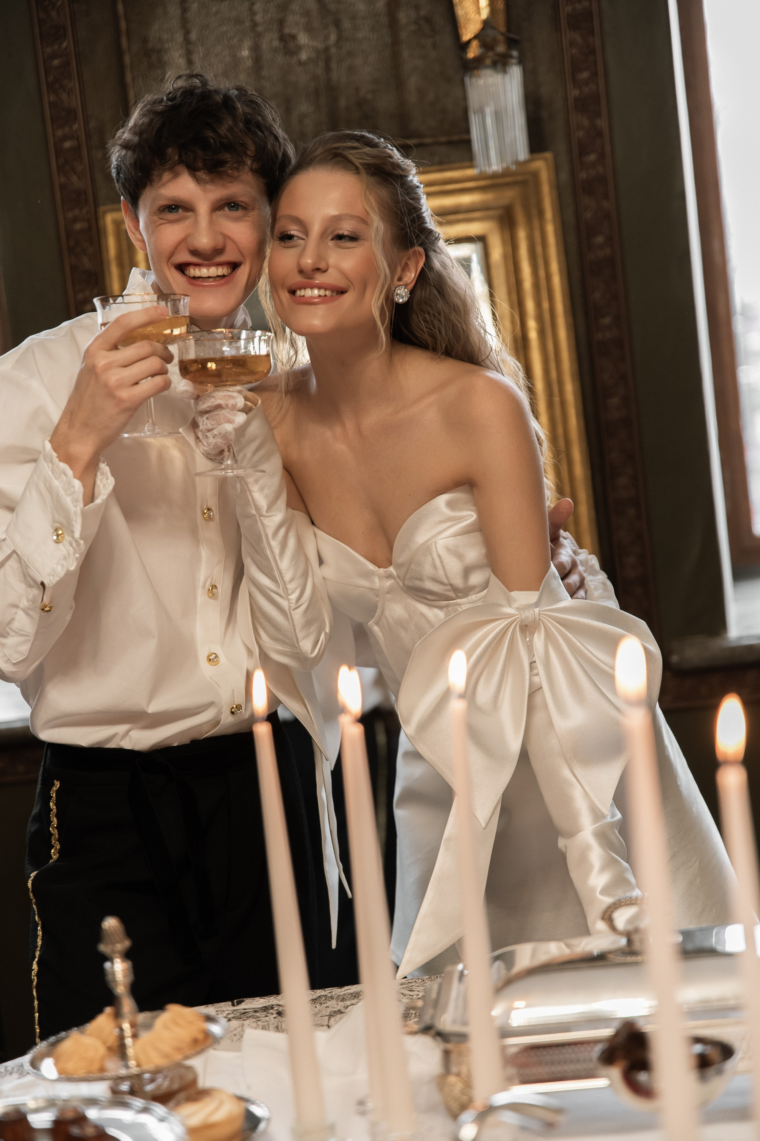 Свадебная съемка в исторической квартире на Чистых прудах. Ярослава Ерина — свадебный фотограф в Москве