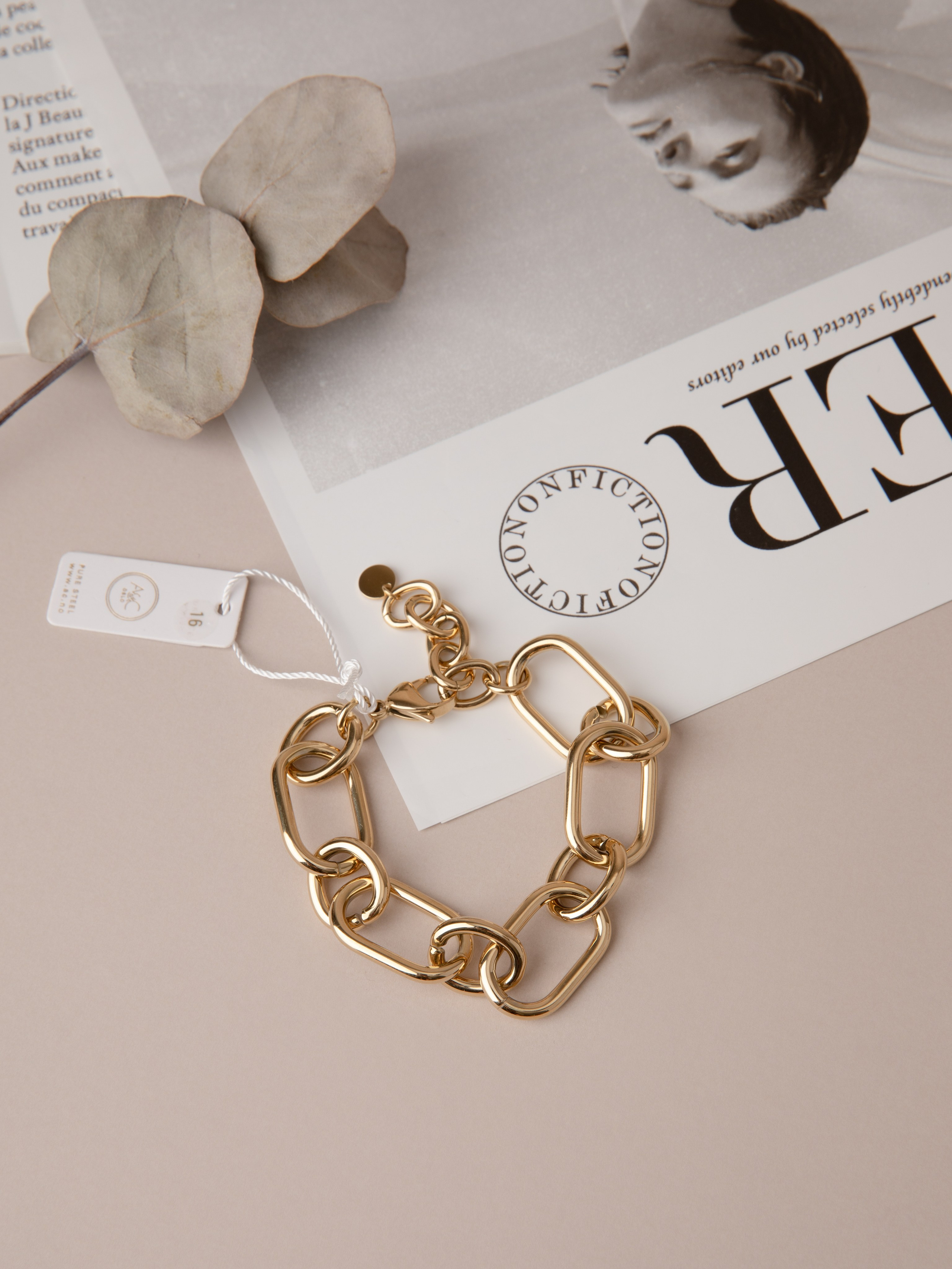 Украшения. Фотостудия предметной и модельной съёмки для маркетплейсов