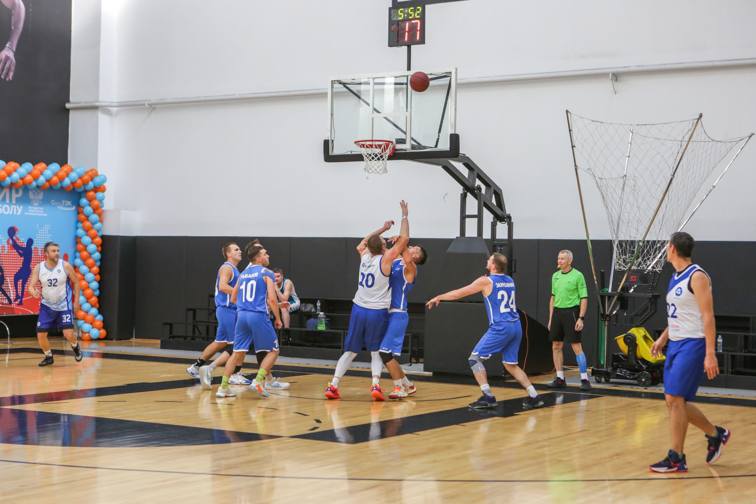 Турнир по баскетболу. Репортажный, семейный, свадебный, портретный фотограф