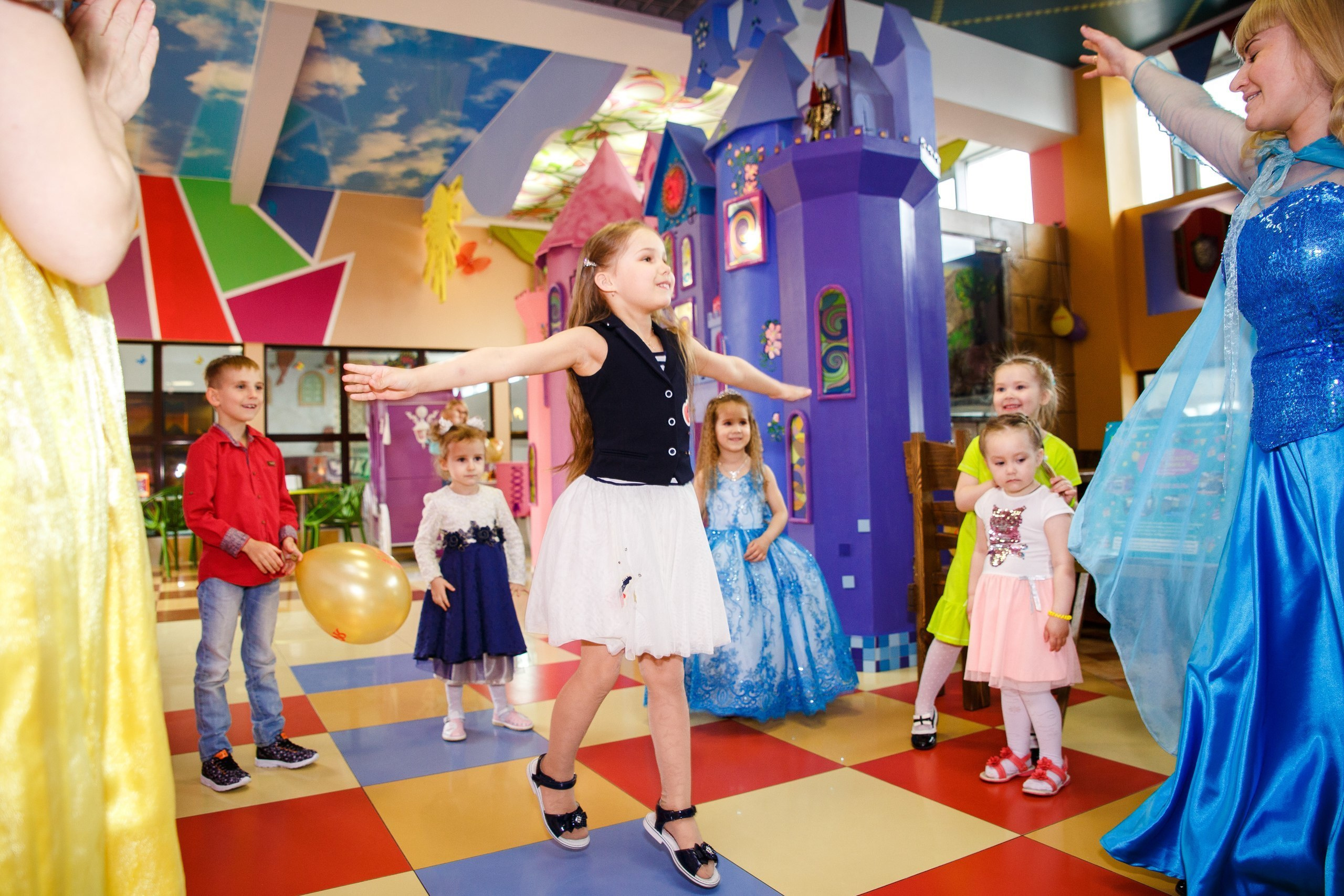 Фотограф на день рождения, мероприятие и банкет Твери. Свадебный и семейный фотограф в Твери и Тверской области