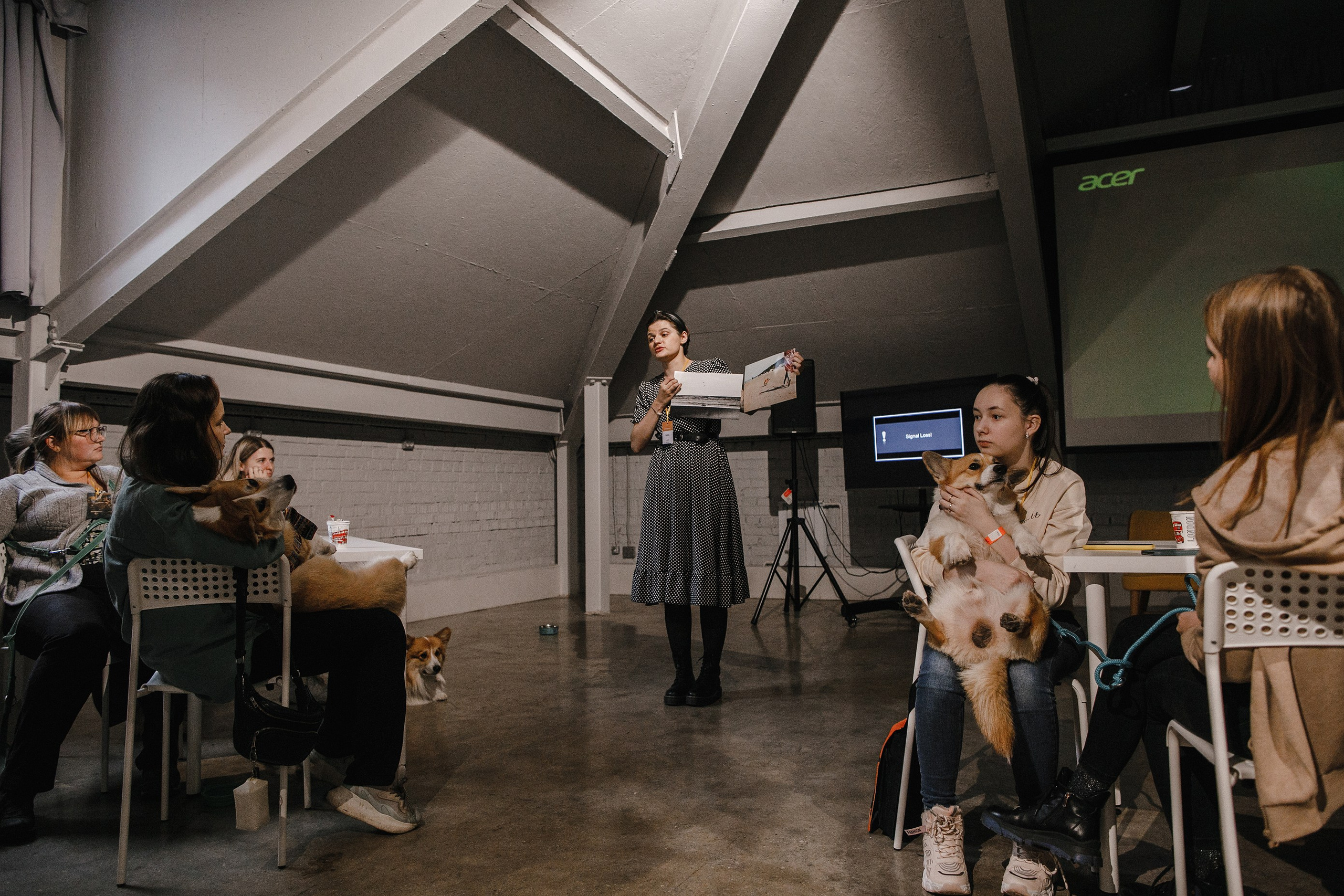 17.10.2021 // Дог-френдли день в Артплей. Фотовыставки serebro.gallery, в которых автором можешь стать ты! | Москва