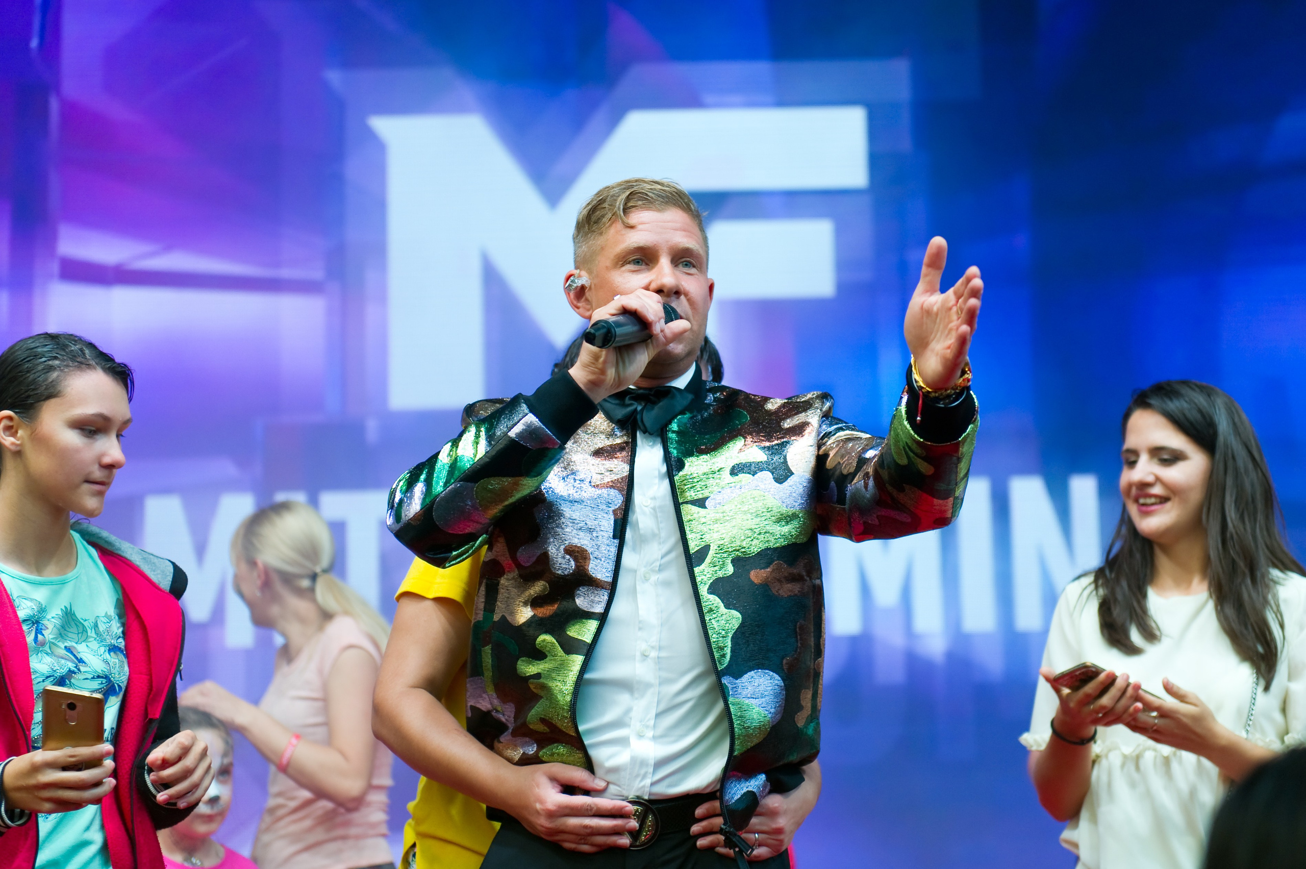 Турбофутбол (корпоративное соревнование «Пятерочки»). Репортажный фотограф и видеограф Слава Думчев. Тимбилдинги, отчетники, корпоративы