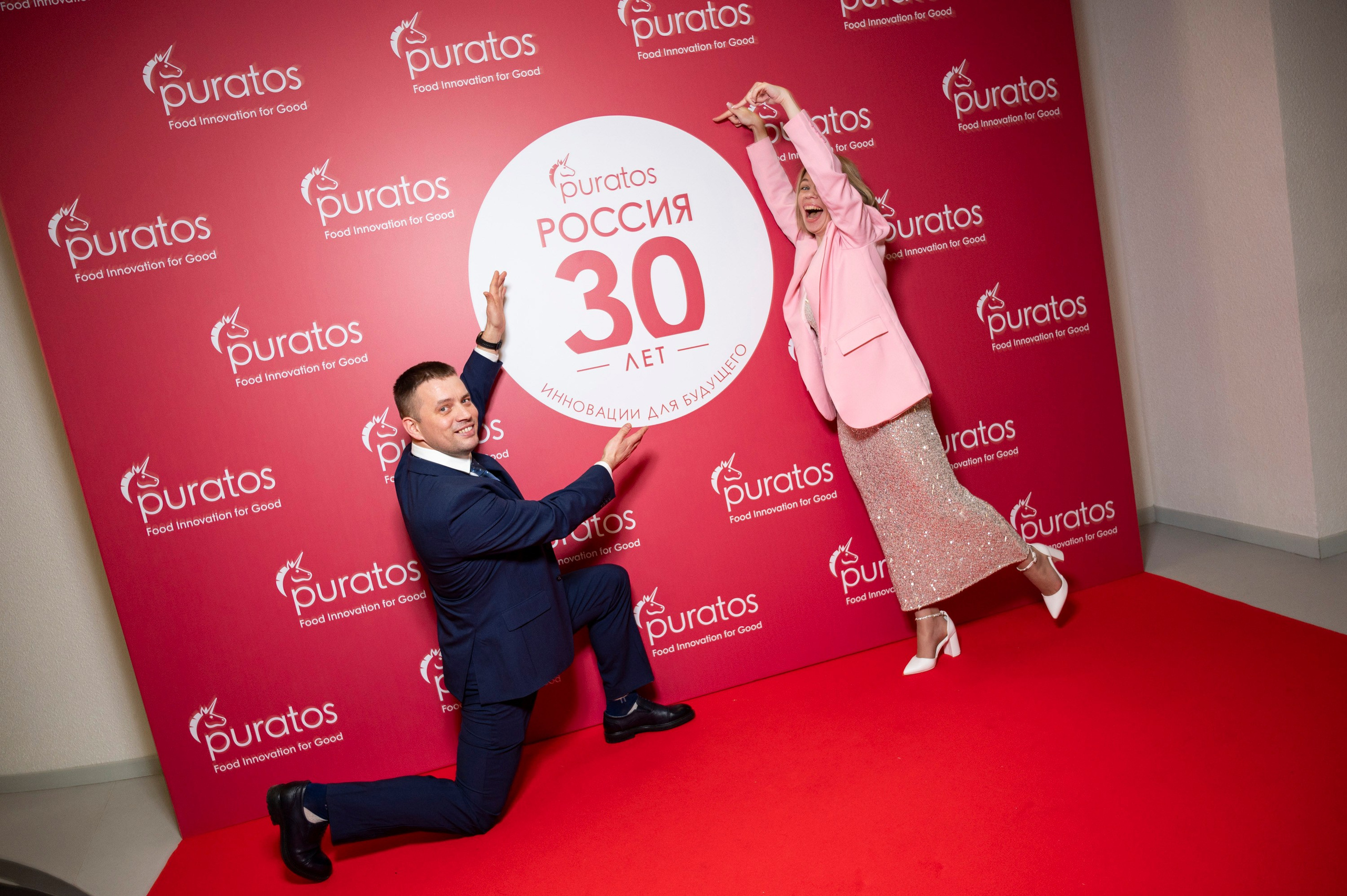 Новогодний корпоратив Puratos. Репортажный фотограф и видеограф Слава Думчев. Тимбилдинги, отчетники, корпоративы