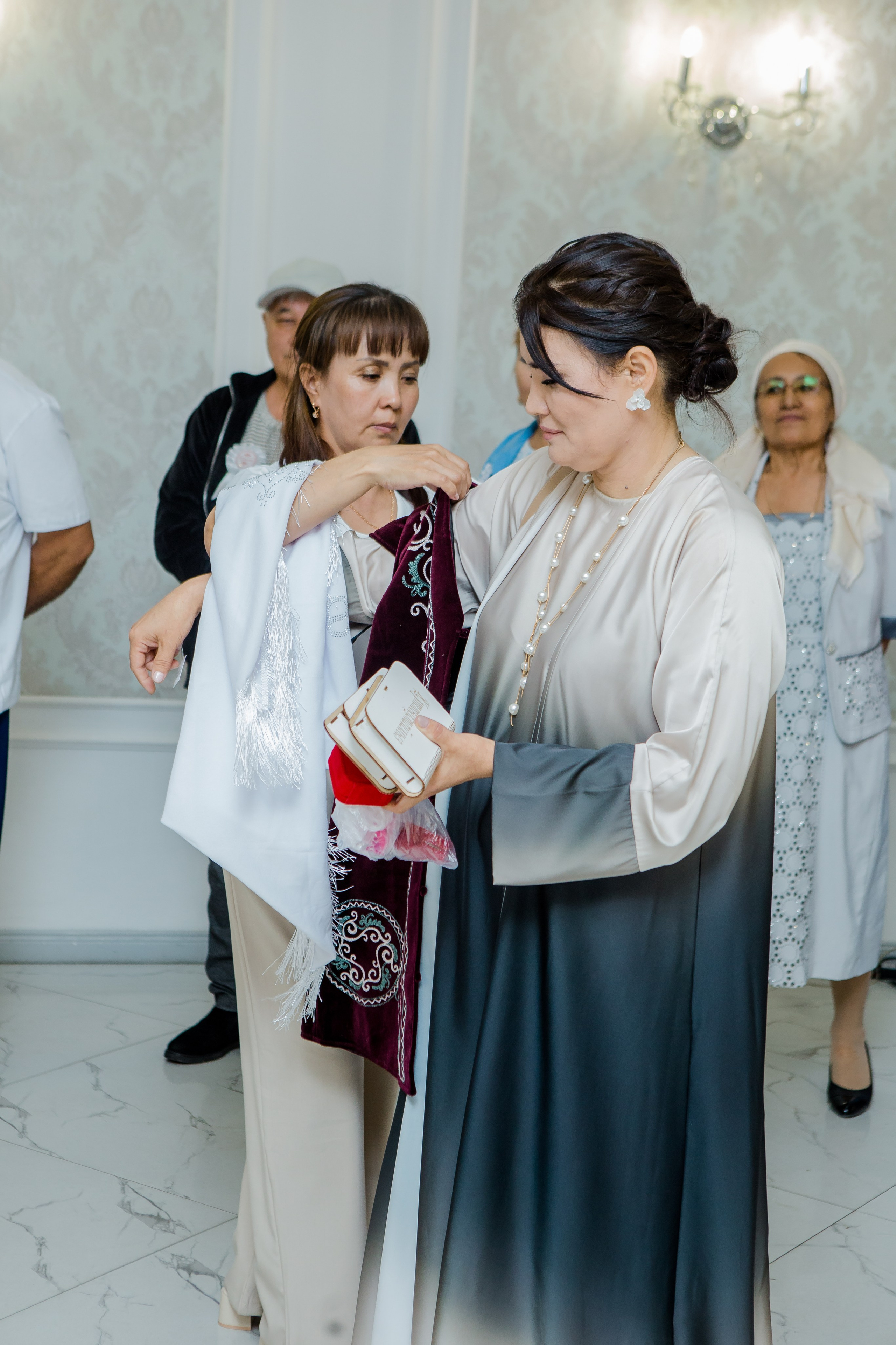 QYZ UZATU ZHADYRA. Свадебный и репортажный фотограф в Астане T.Yertay «Nomad media»