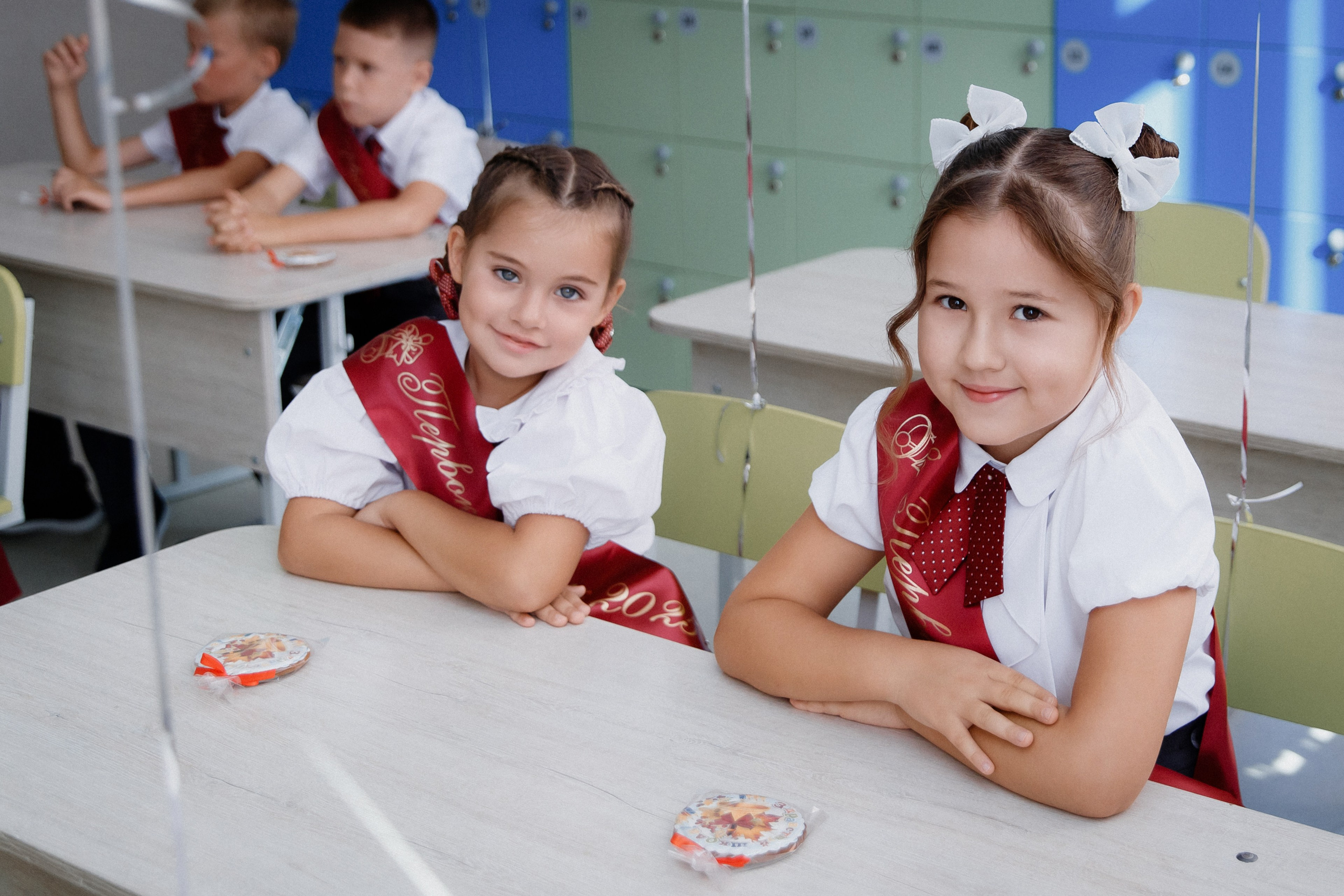 1 класс 11 школа. Выпускные альбомы Натальи Бутко: Новороссийск, Анапа, Геленджик